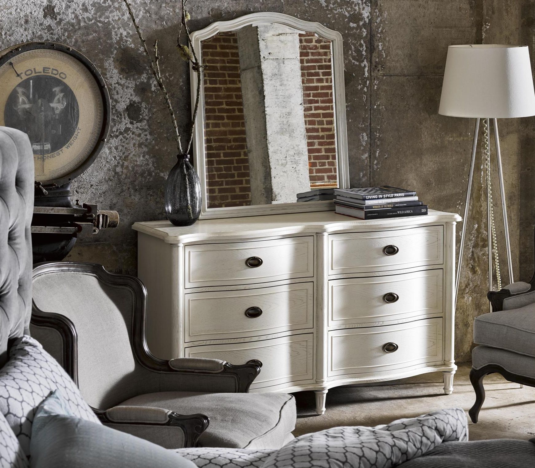 Universal Amity Fabric Wood Panel Bedroom Set Cotton
