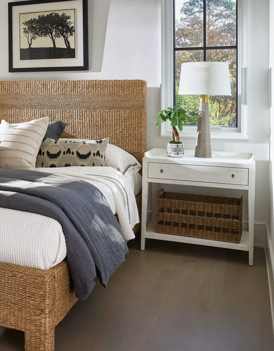 Modern Farmhouse Seaton King Bed - Universal Furniture