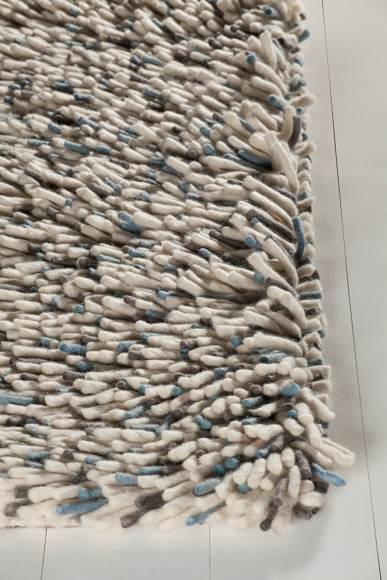 Imogen Wool Rectangular Hand-woven Rug, 5' x 7'6"