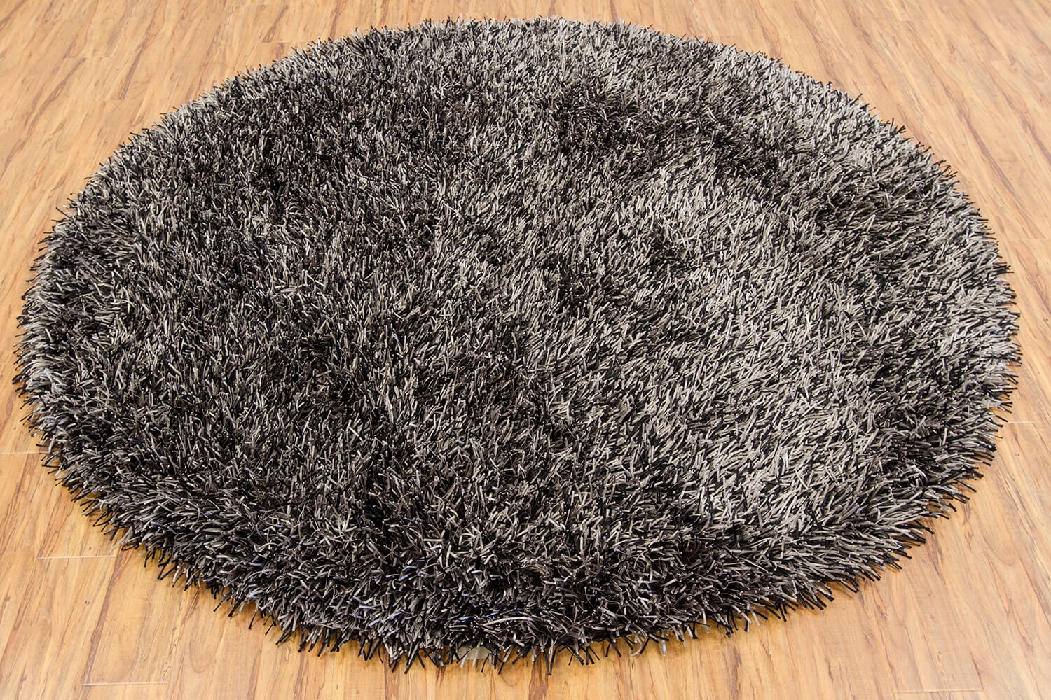 Iris Polyester Rectangular Hand-woven Rug