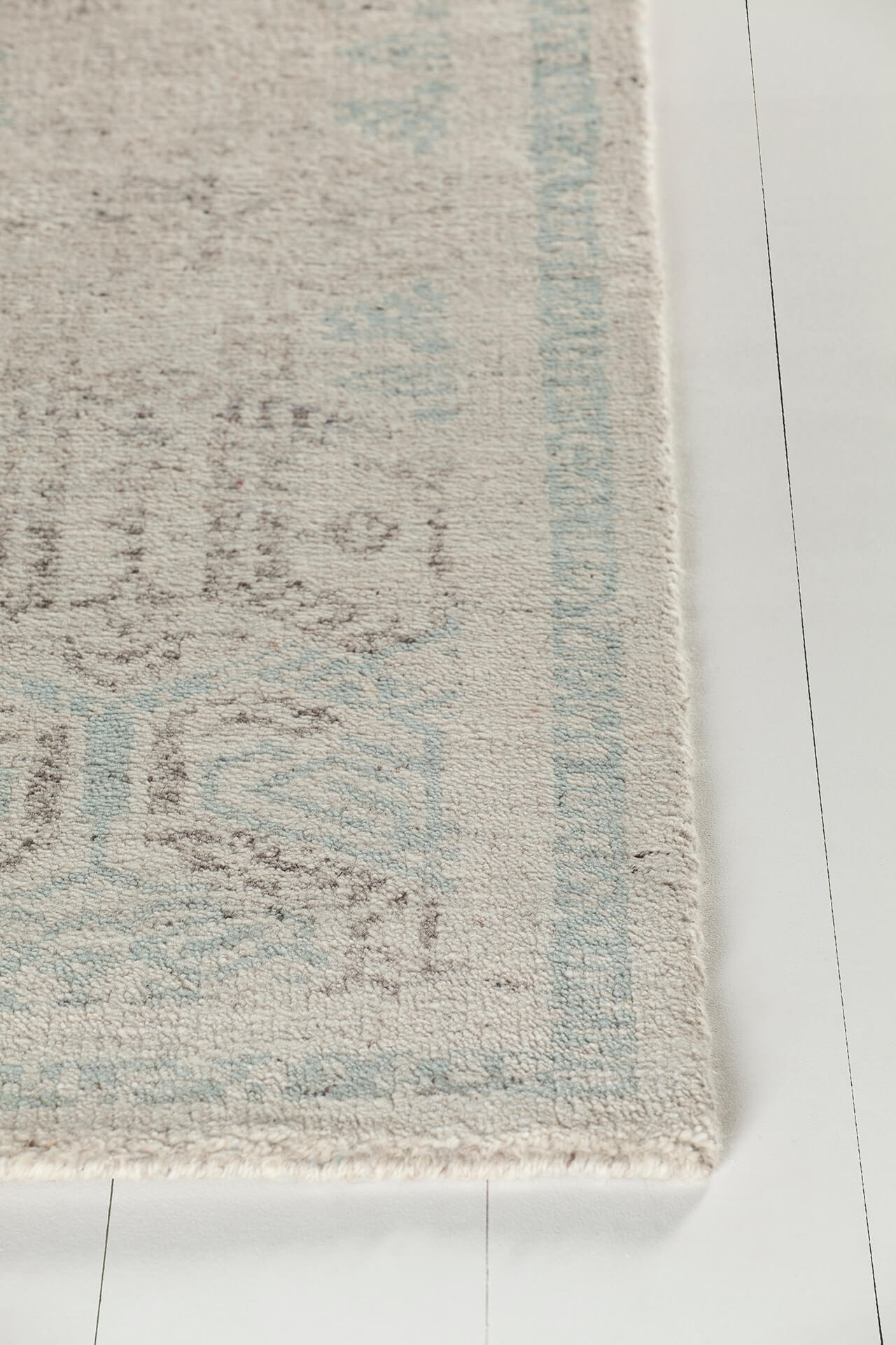 Isla Wool Rectangular Hand-knotted Rug, 5' x 7'6"
