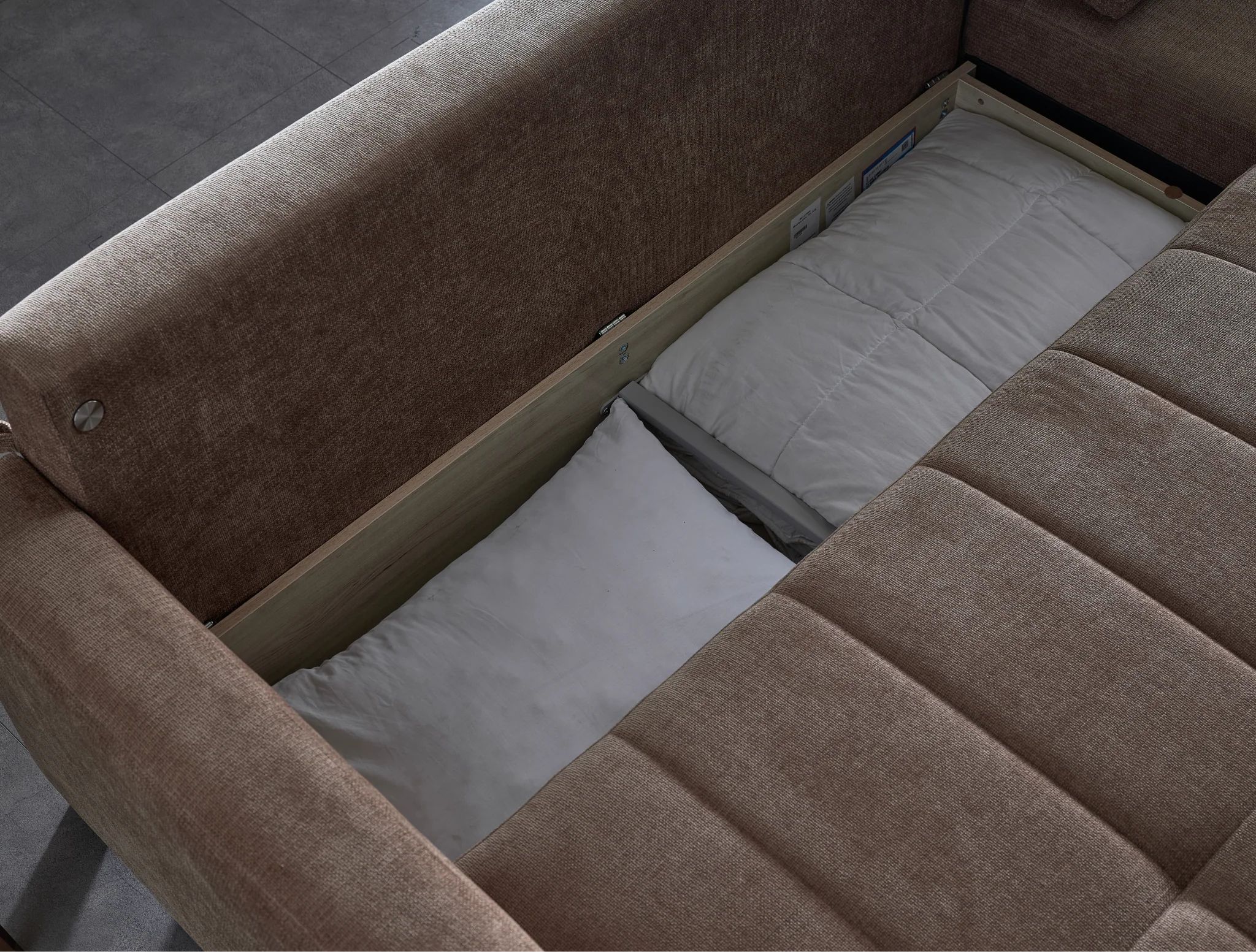 IVY 102" Fabric Reversible Chase Queen Sleeper Sectional Sofa