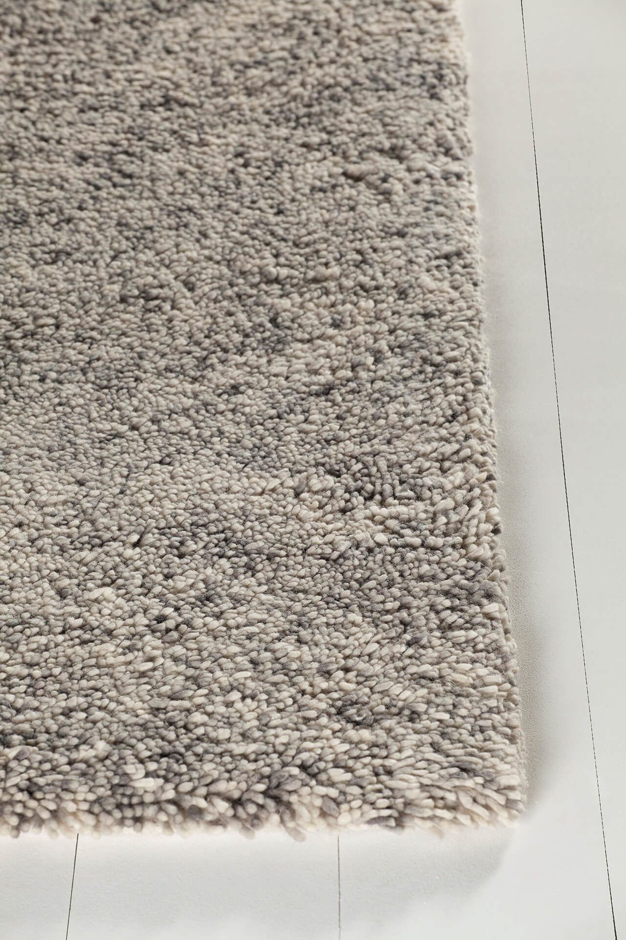 Izzie Wool Rectangular Hand-woven Rug, 5' x 7'6"