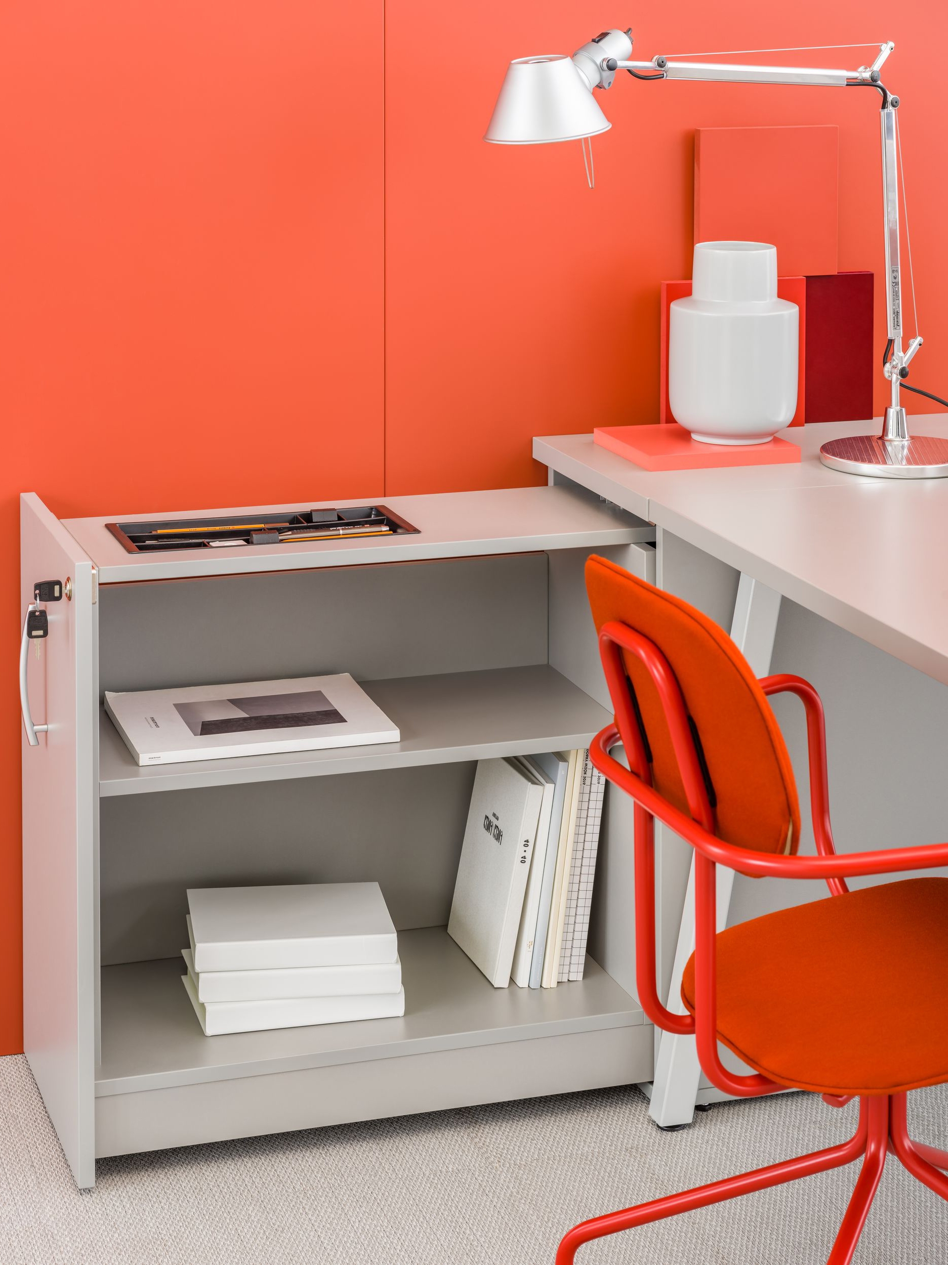Standard KCN81L Cargo Pedestal w/Handle, Left by MDD Office Furniture