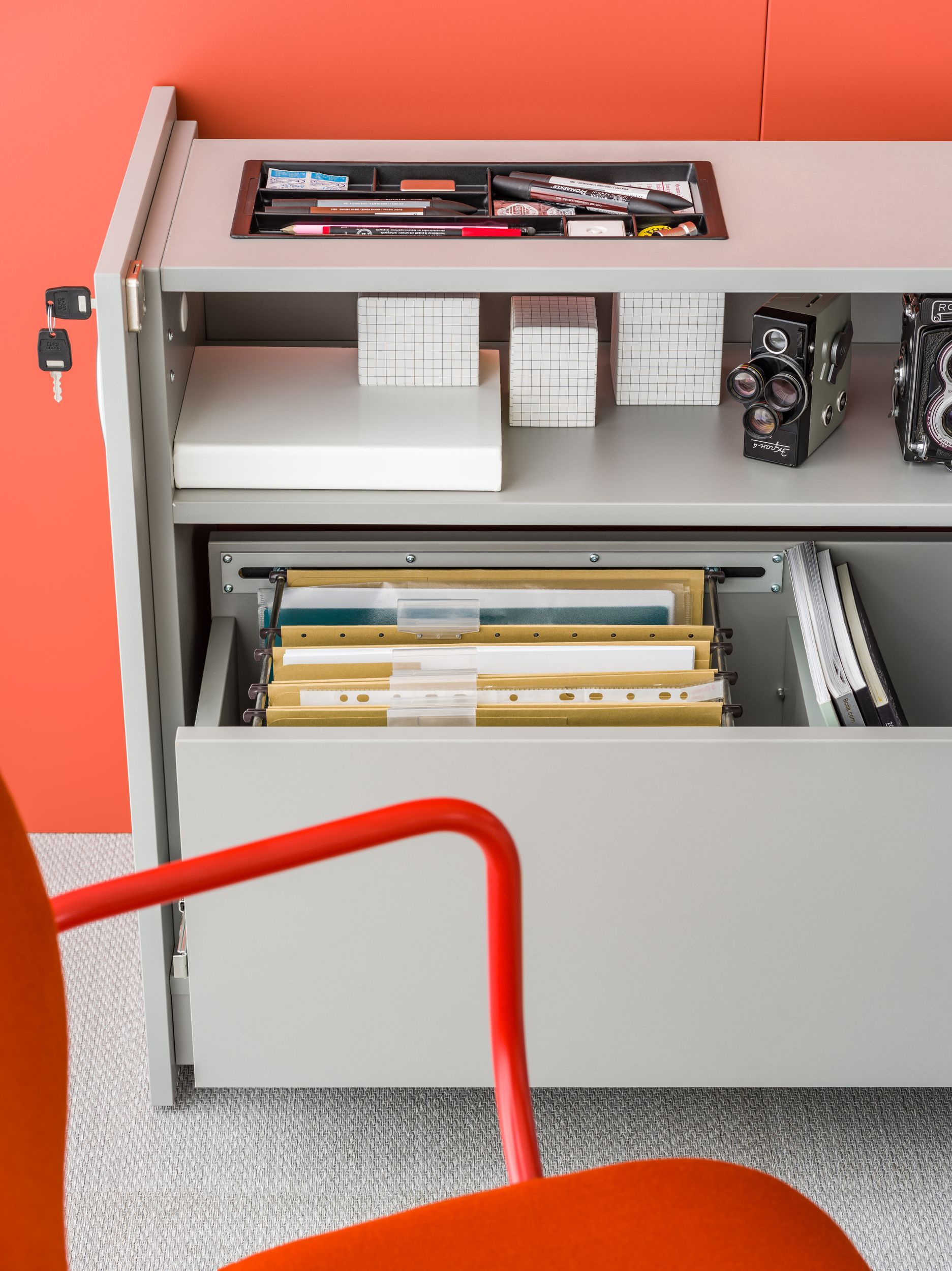 Standard KCN81L Cargo Pedestal w/Handle, Left by MDD Office Furniture