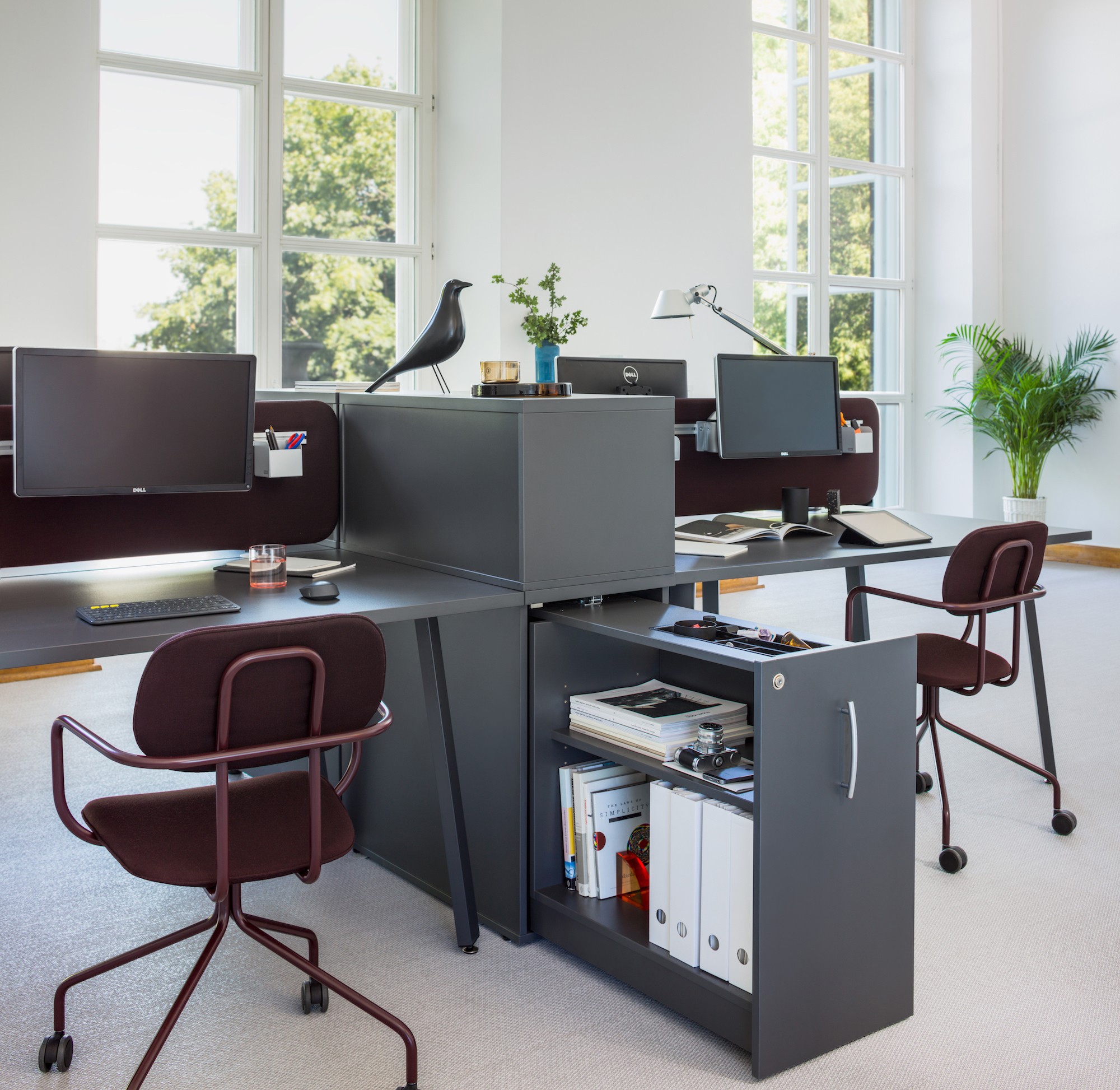 Standard KCN81P Cargo Pedestal w/Handle, Right by MDD Office Furniture