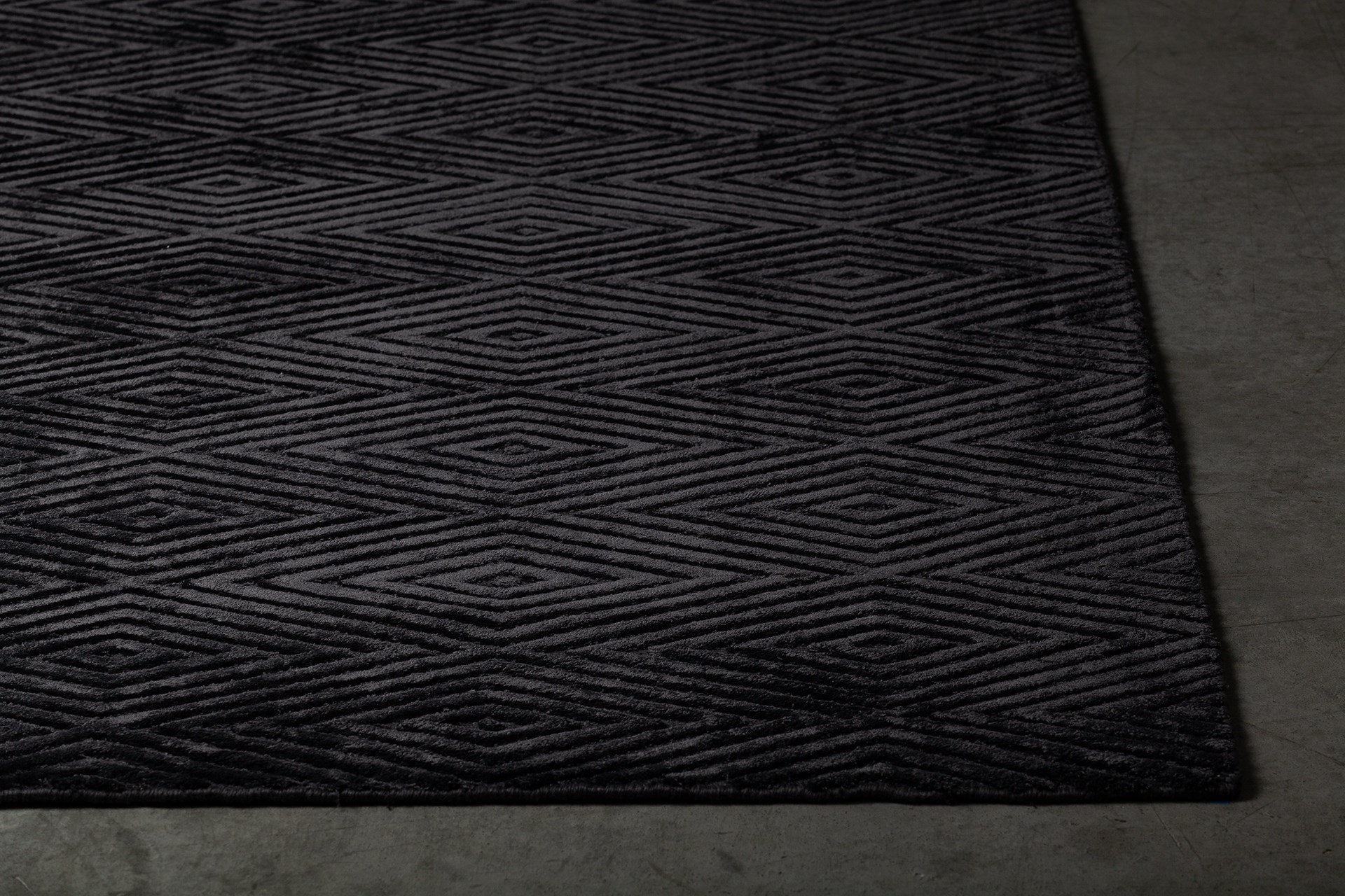 Keira Viscose Rectangular Handmade Rug, 9' x 13'
