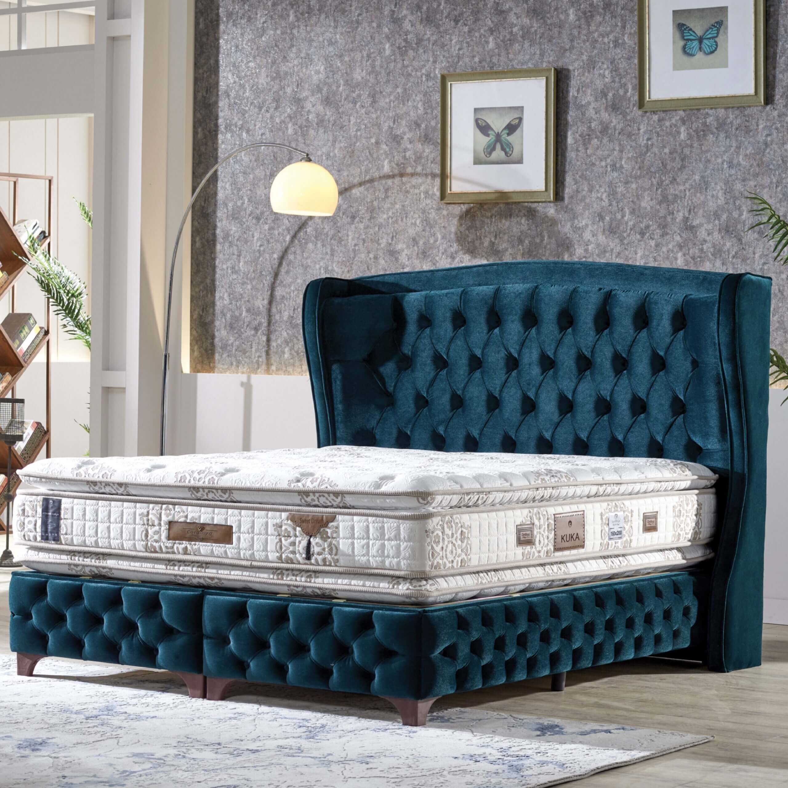 Kuka Tufted Fabric Bed, Queen Size
