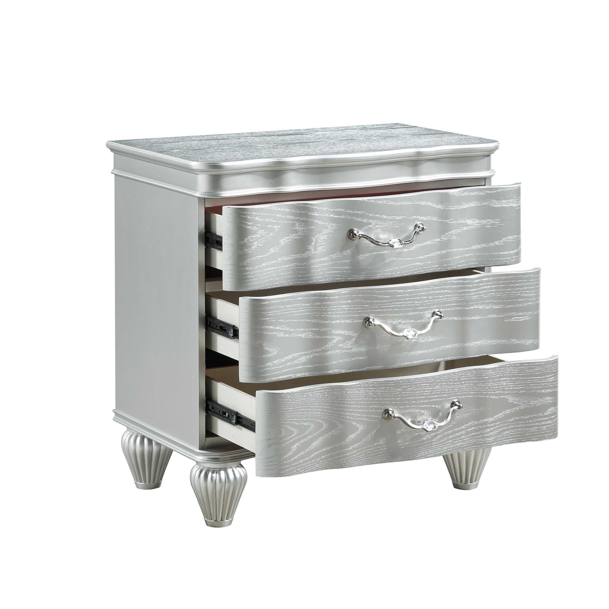 Eros Wood Nightstand w/3 Drawers