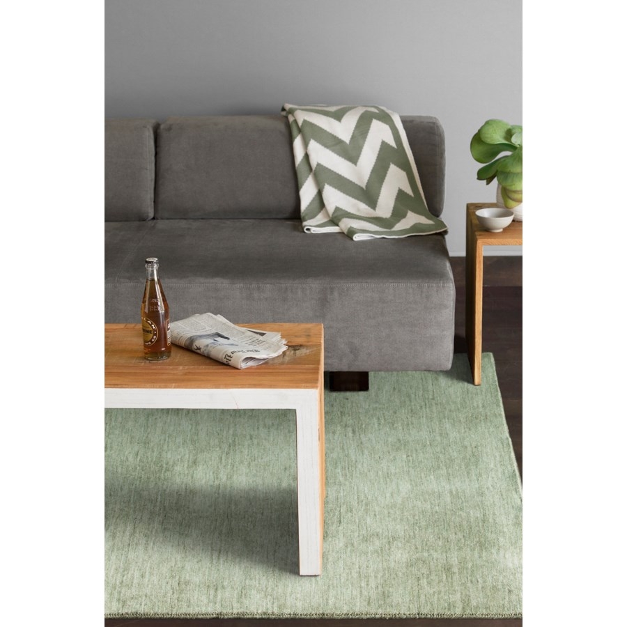 Laura Wool Rectangular Handmade Rug, 7'9" x 10'6"