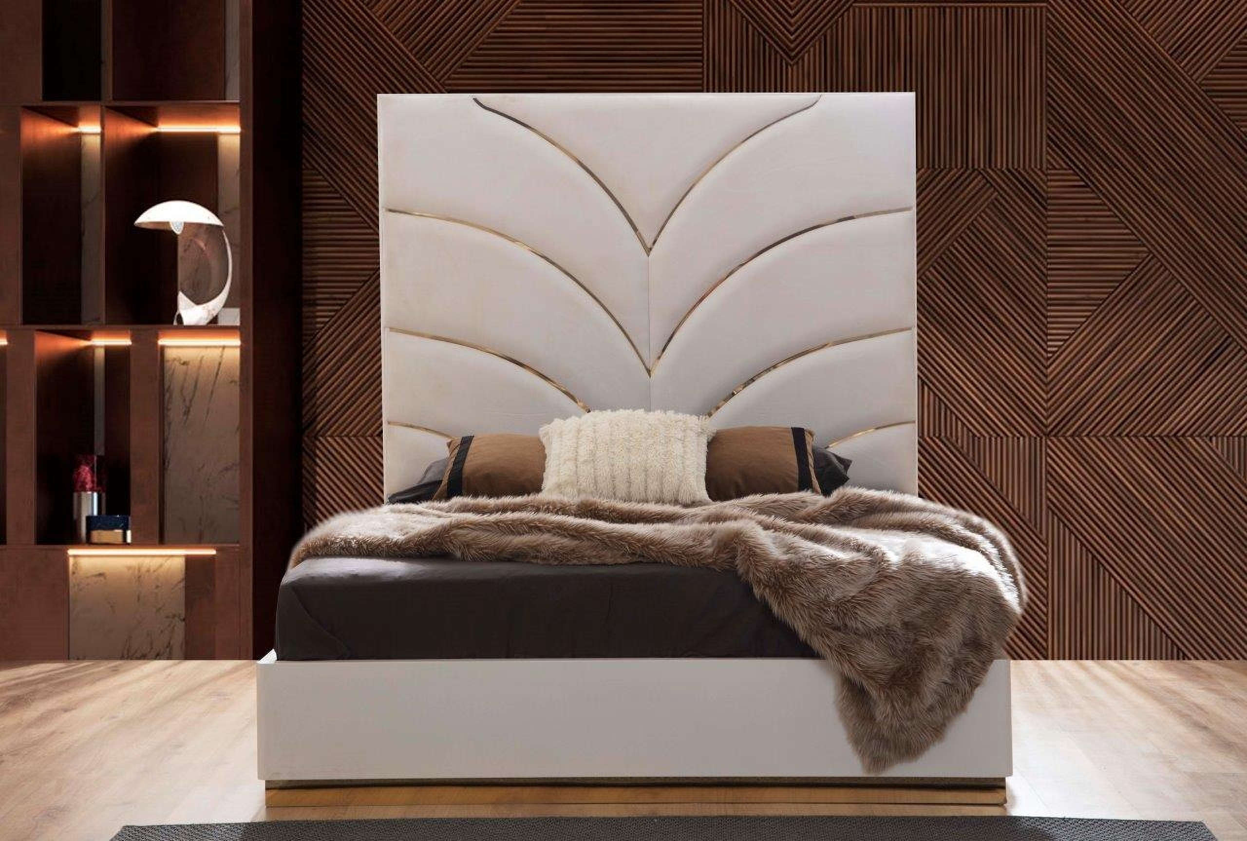 Laura Velvet  Bed