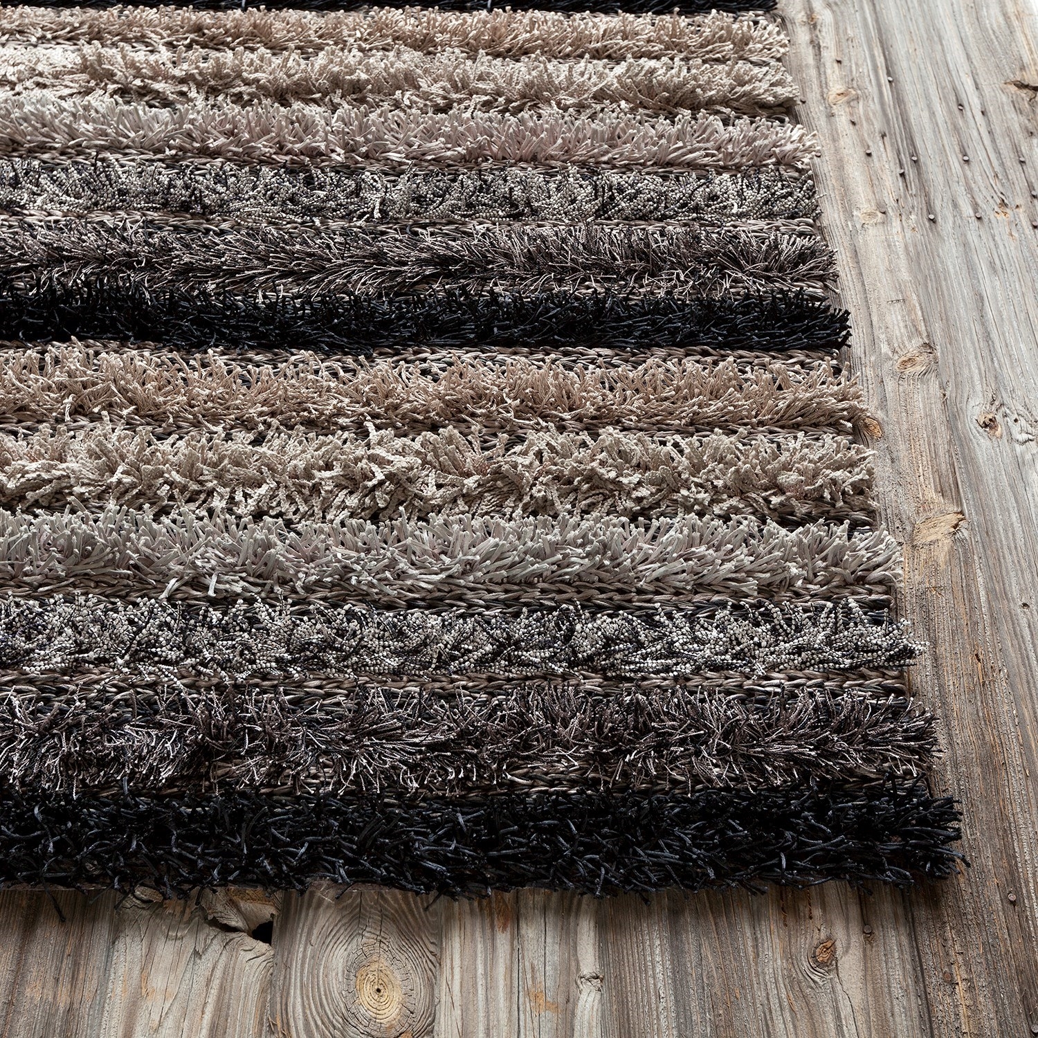 Lavasa Polyester Rectangular Handmade Rug, 7'9" x 10'6"