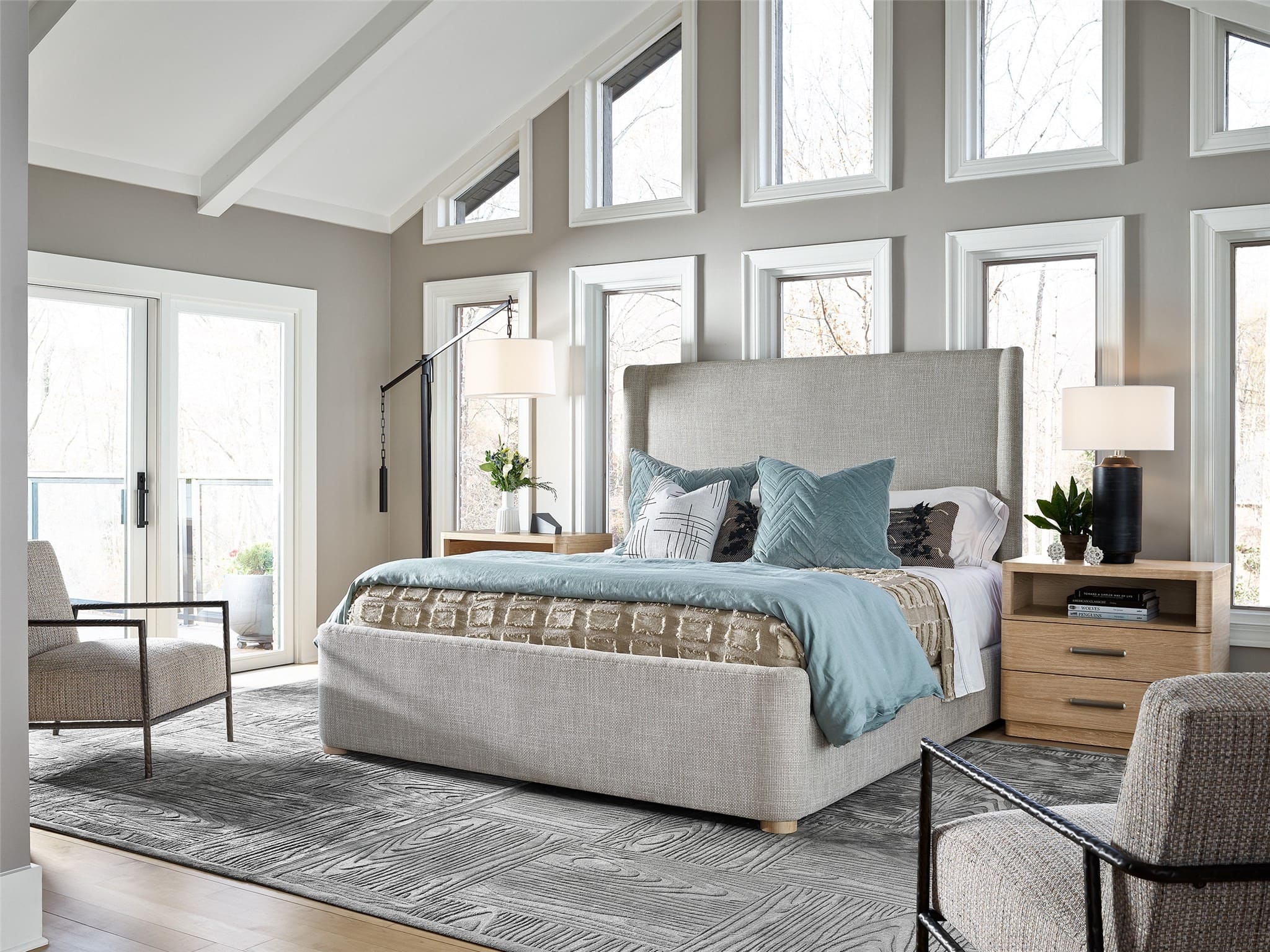 Daybreak Fabric Panel Bed, King Size 