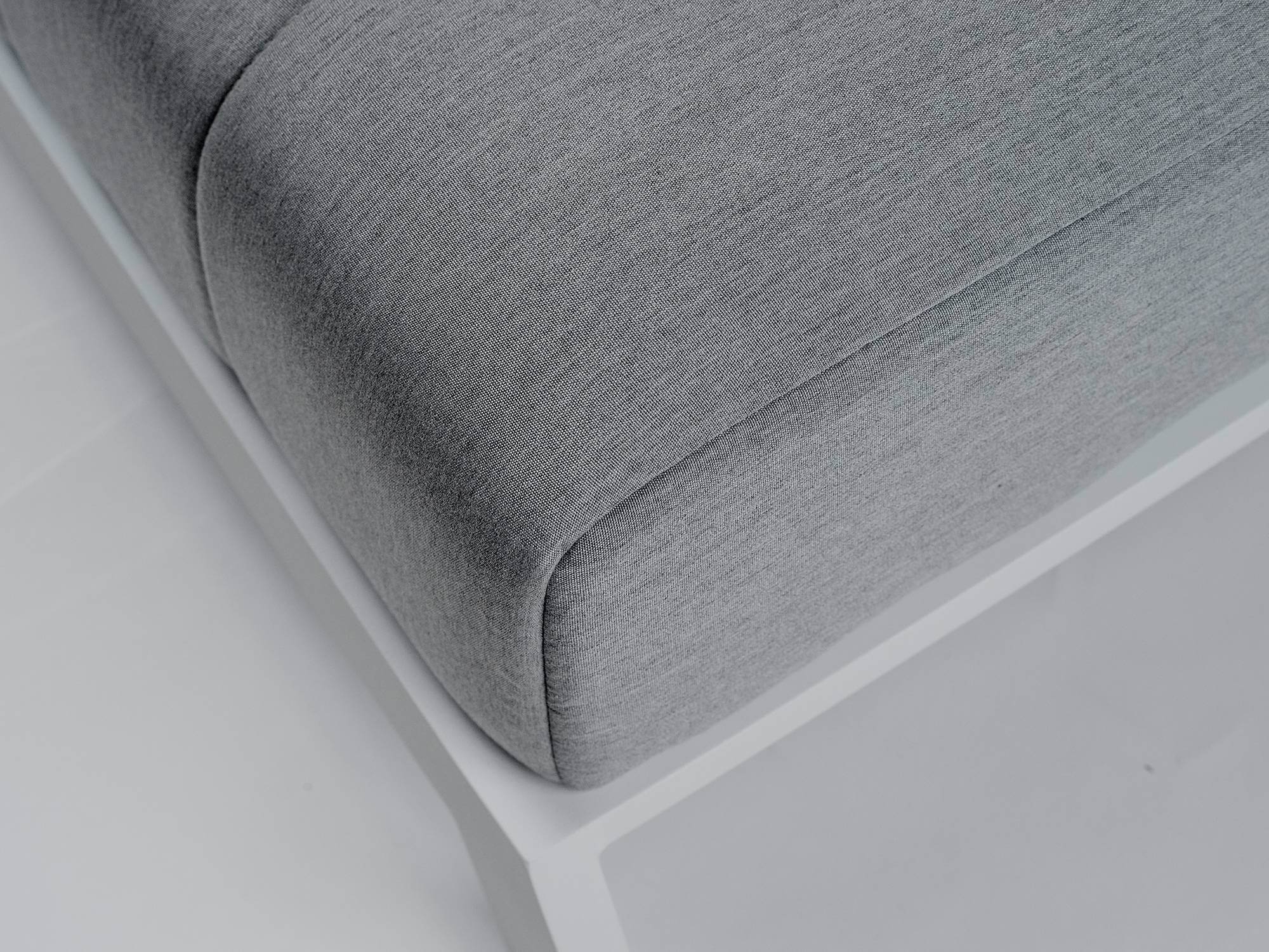 Hanlan Sunbrella Fabric Lounger
