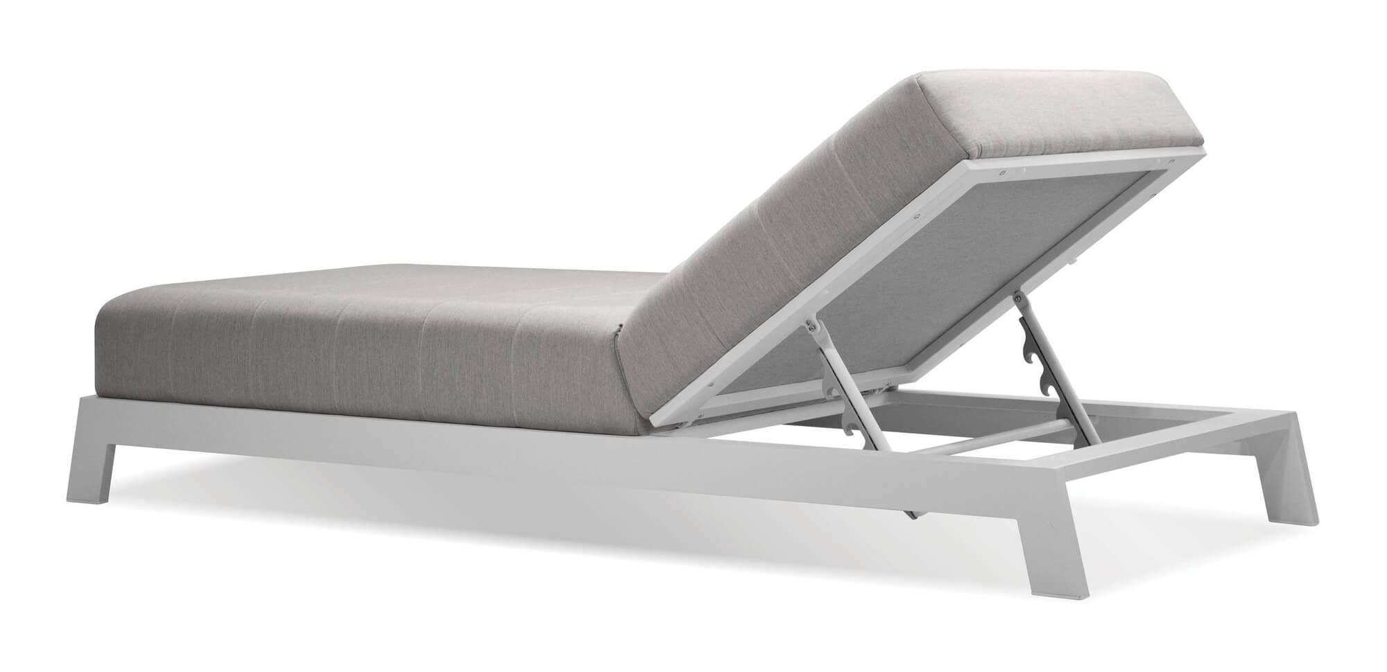 Hanlan Sunbrella Fabric Lounger