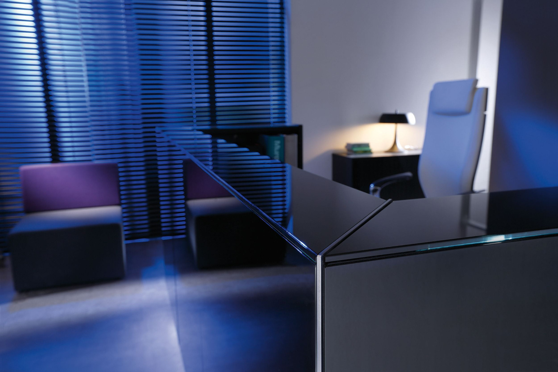 Linea 96 1/4" x 33 1/2'' Straight Medium Reception Desk by MDD