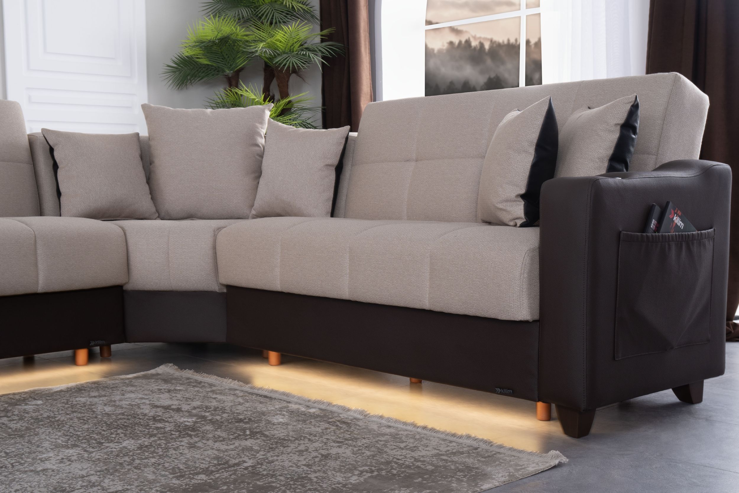 SM Lindsey Fabric/PU Reversible L-Shape Sectional Sofa Sleeper with Storage