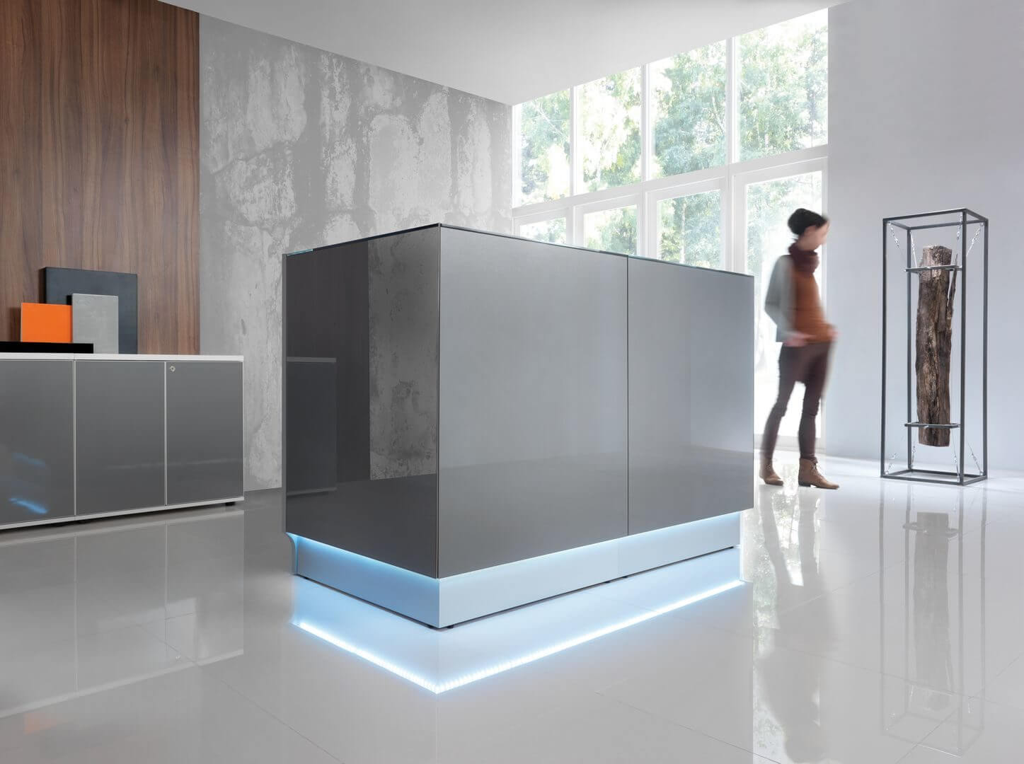 MDD Linea 64" Straight Small Reception Desk