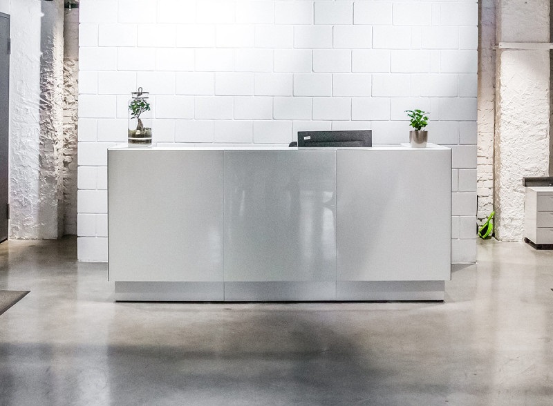 Linea 96 1/4" x 33 1/2'' Straight Medium Reception Desk by MDD