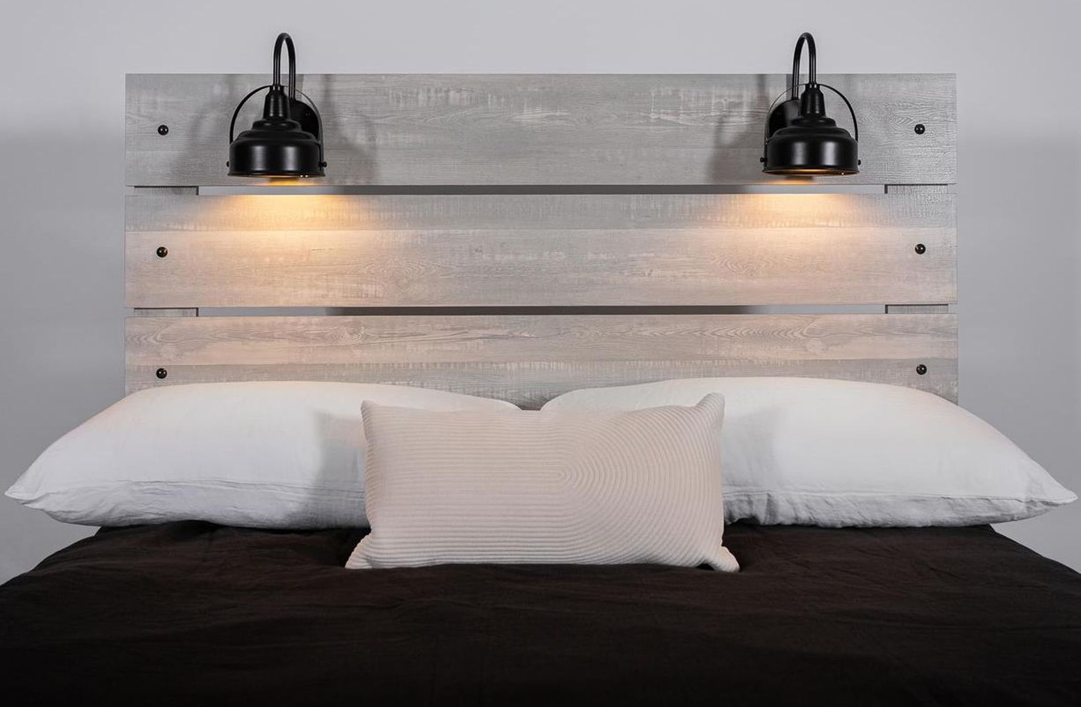 Linwood Bedroom Set