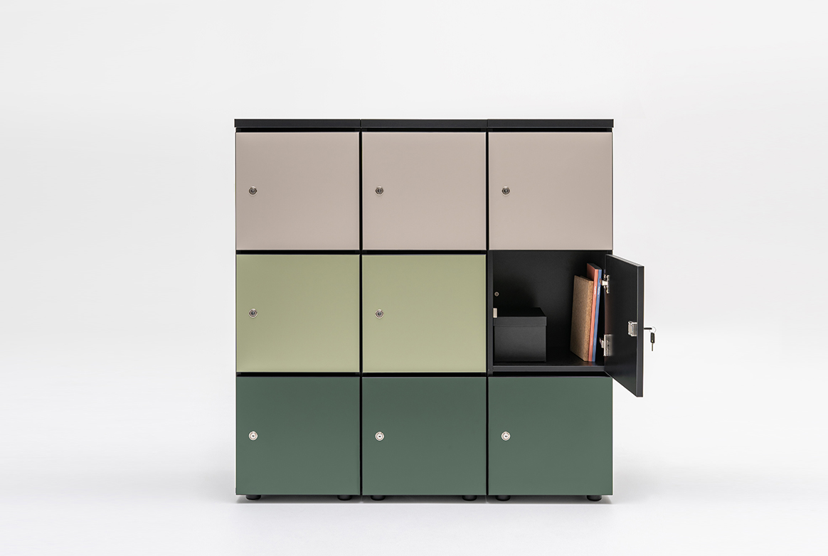 Standard Office Locker Storage Cabinet w/3 Lockable Doors