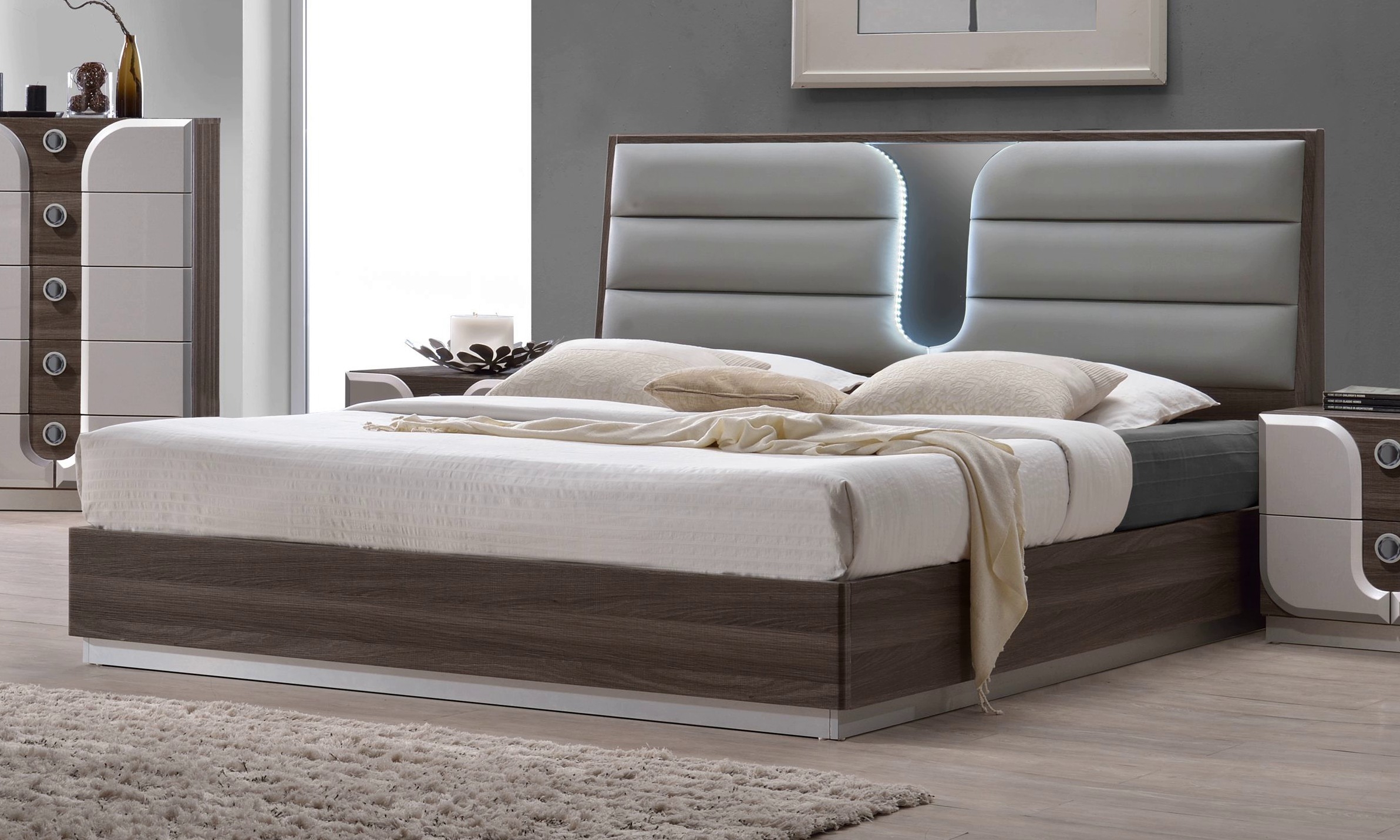 London PU LED Queen Size Bed