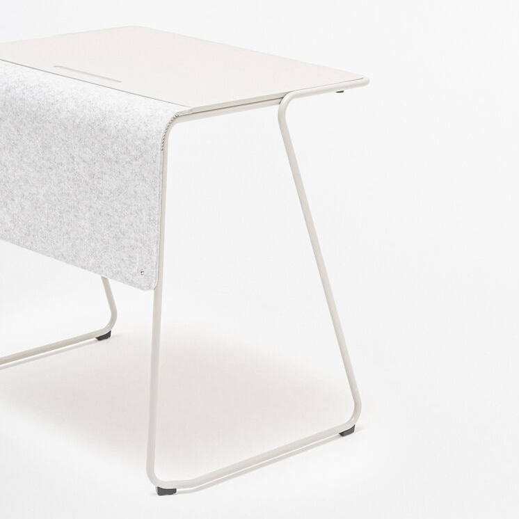 Loop Training Desk