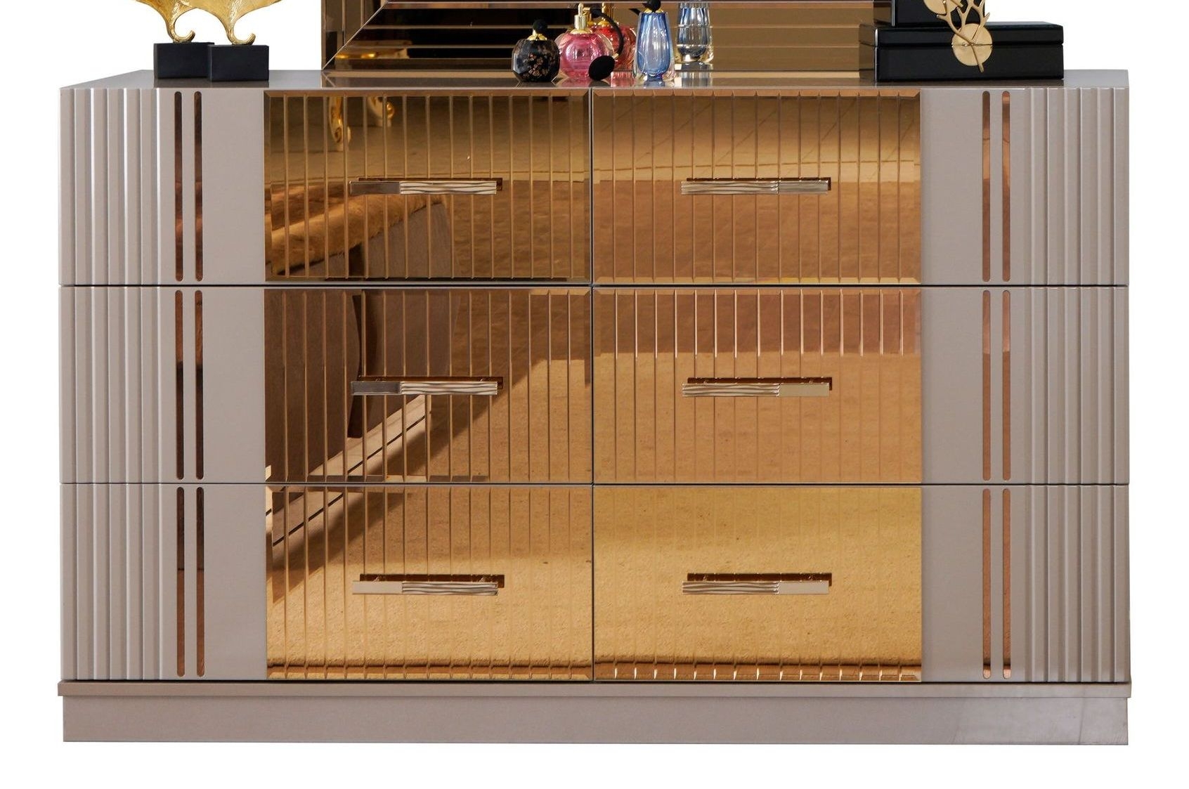 Lorenzo 6-Drawer Wood Veneer Dresser