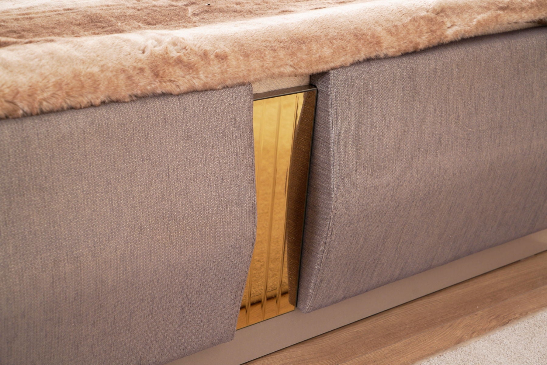 Lorenzo Fabric Upholstered Bed