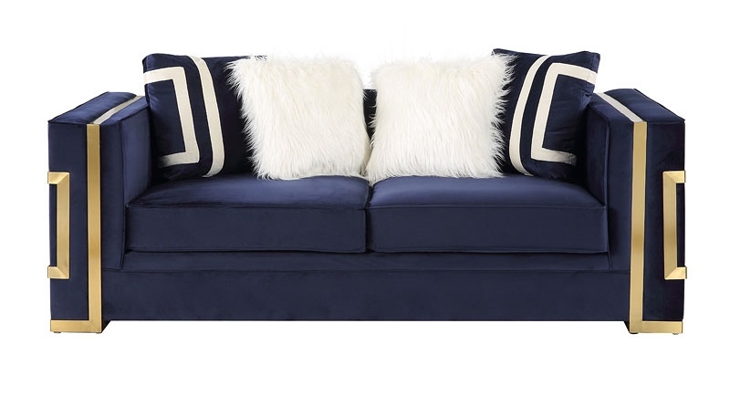 Virrux Velvet Loveseat w/Pillows