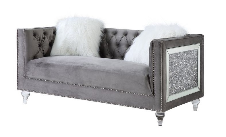 HeiberoII Velvet Tufted Living Room Set