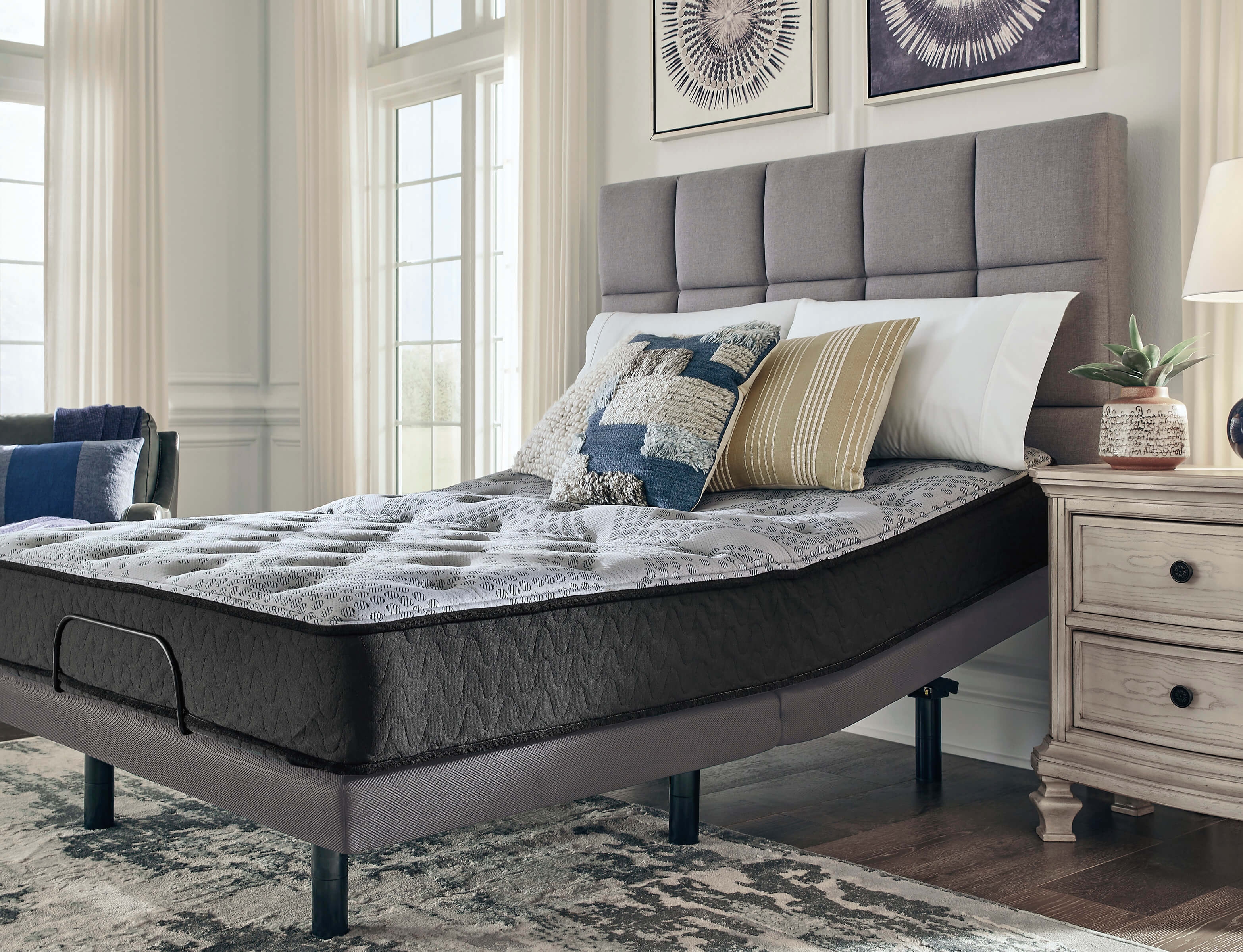 10" Comfort Plus Memory Foam Mattress, Queen Size