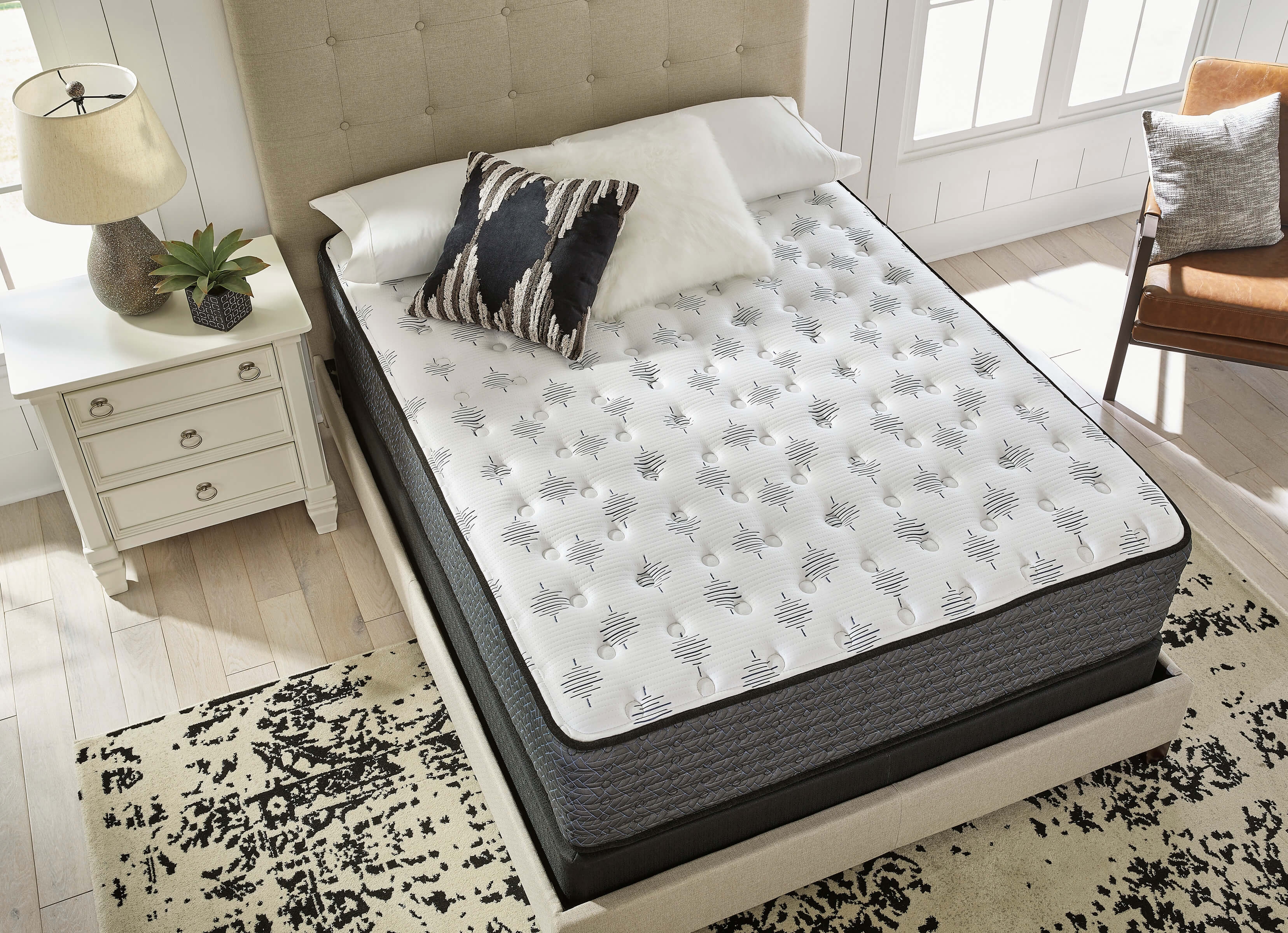 14" Ultra Luxury Firm Tight Top Memory Foam Mattress