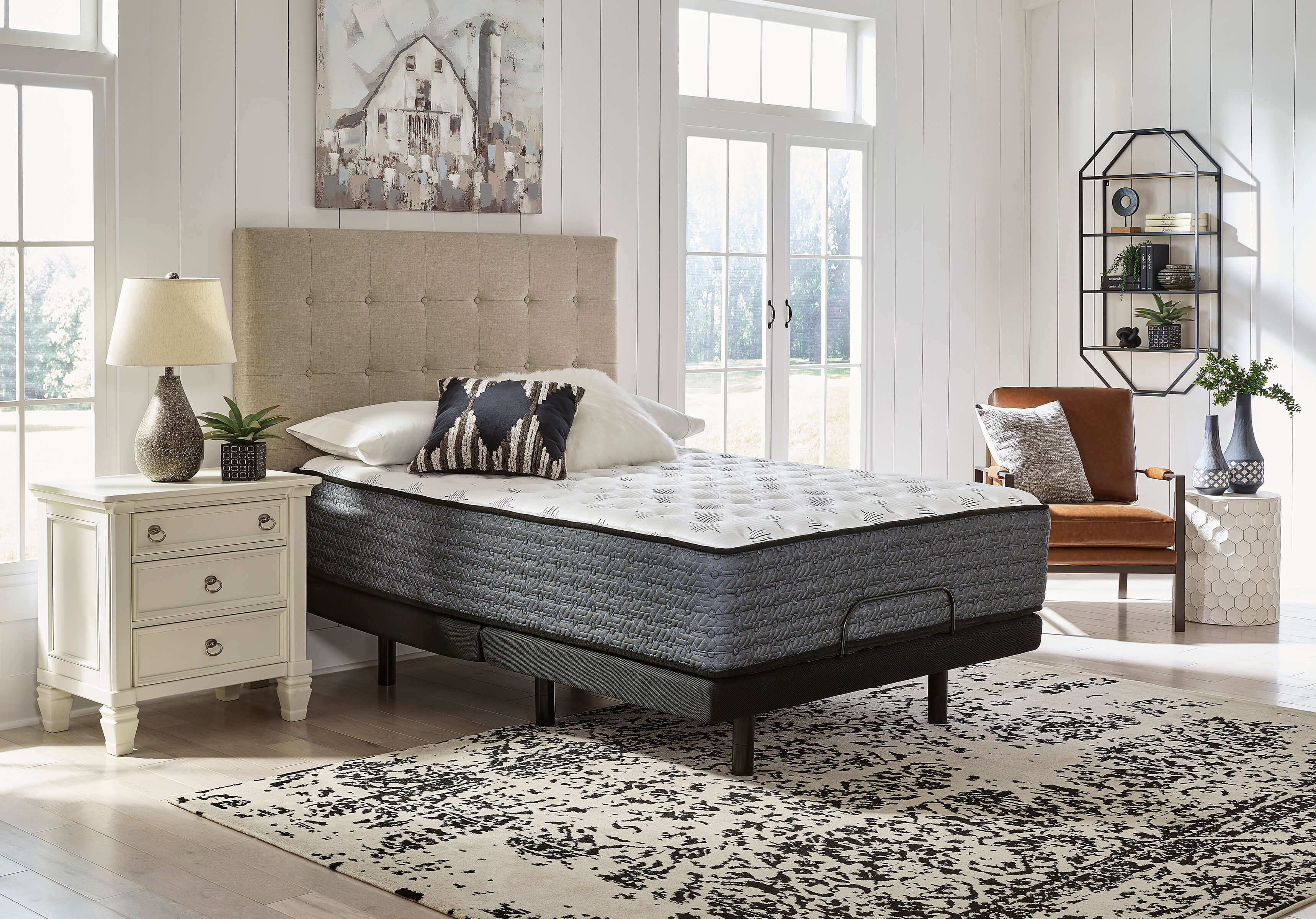 14" Ultra Luxury Firm Tight Top Memory Foam Mattress, Queen Size