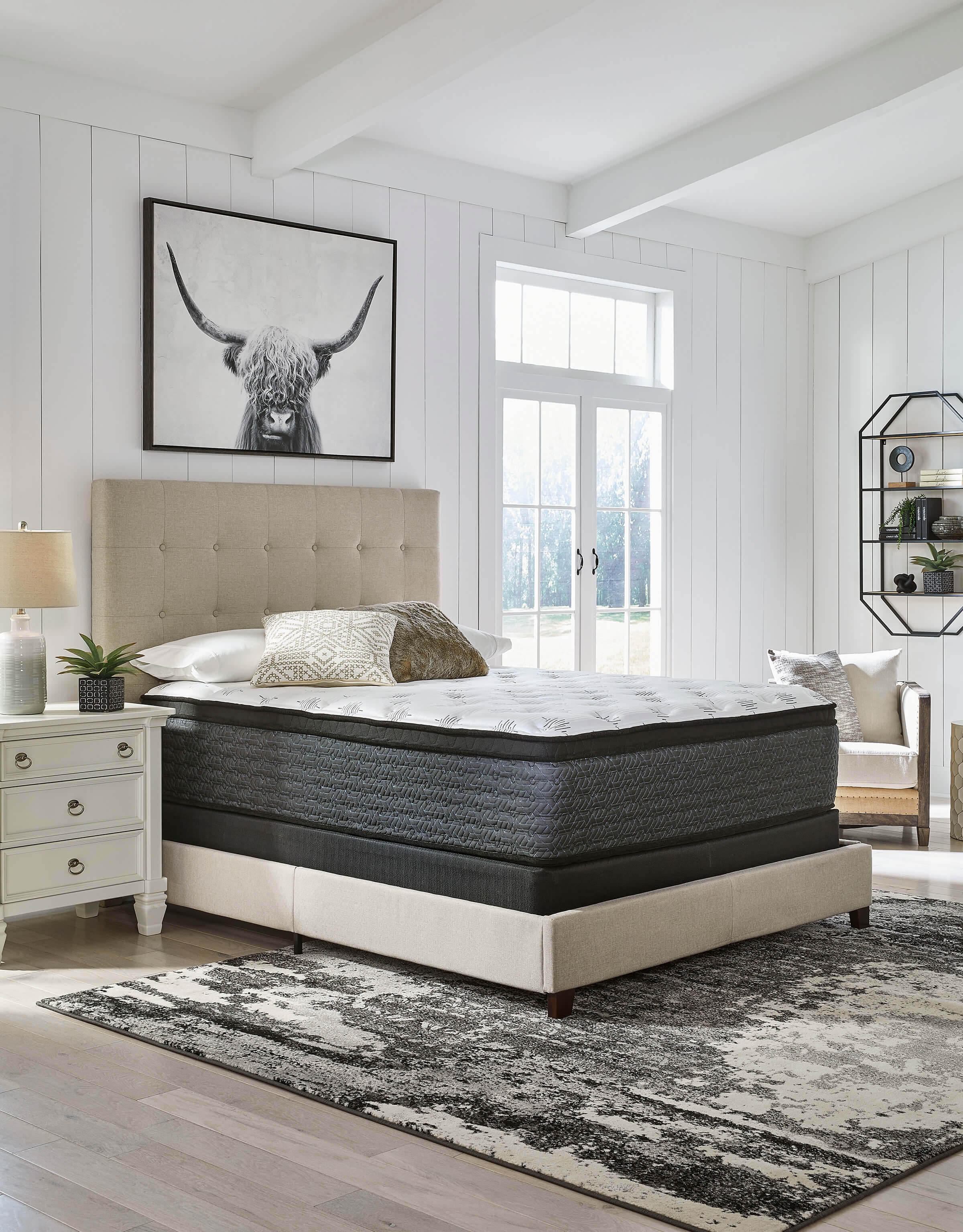 16" Ultra Luxury ET Memory Foam Mattress, Queen Size