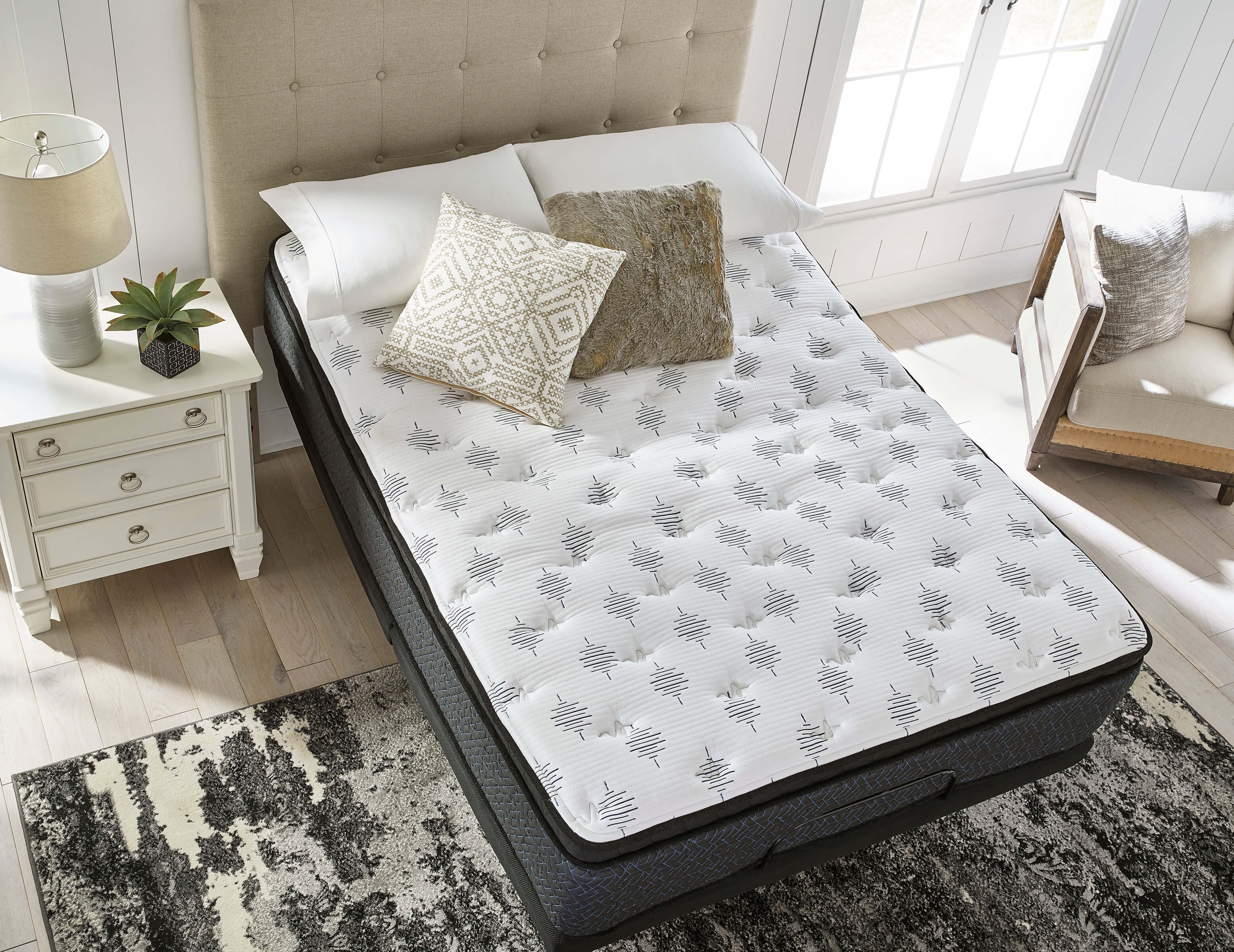 16" Ultra Luxury ET Memory Foam Mattress, California King Size