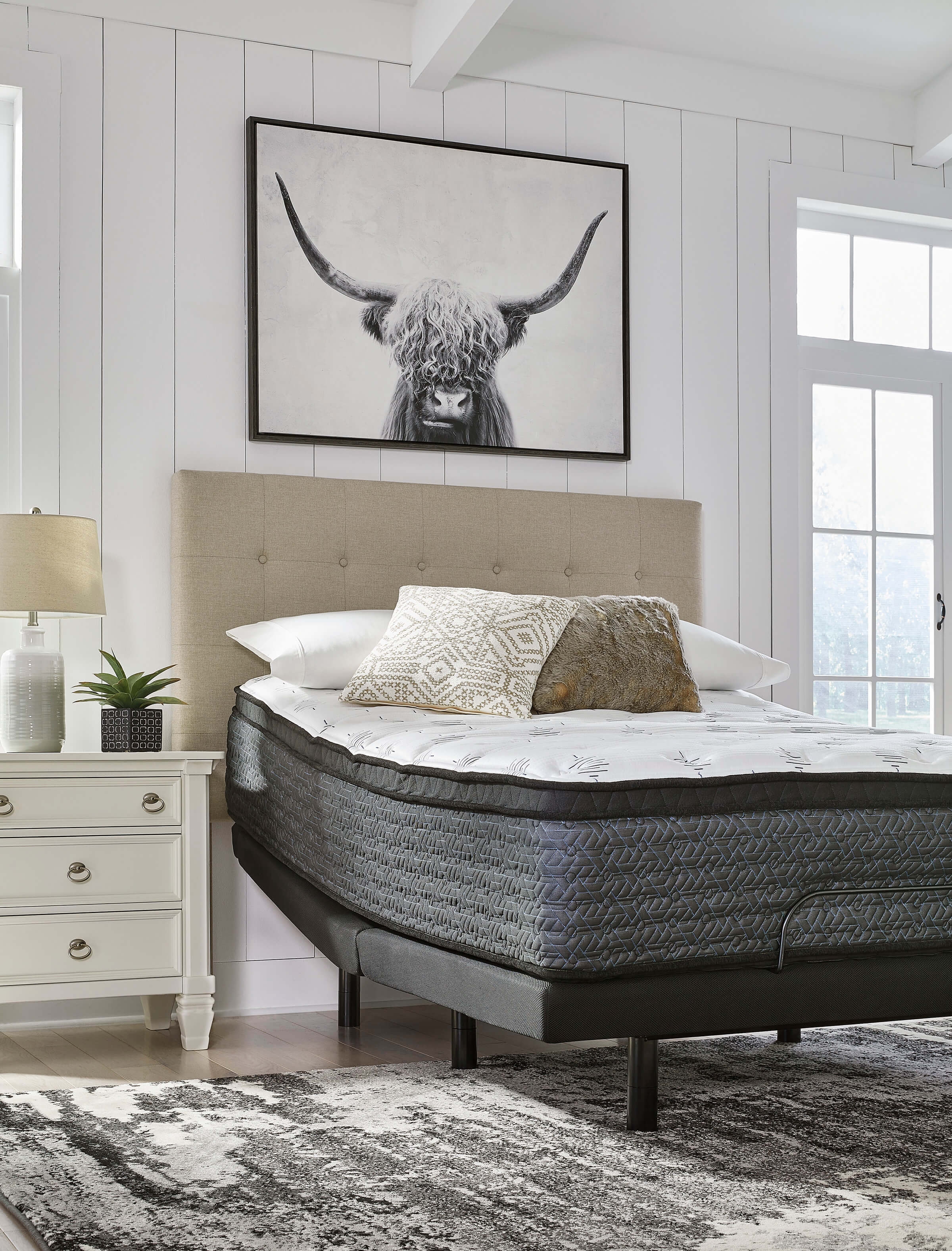 16" Ultra Luxury ET Memory Foam Mattress