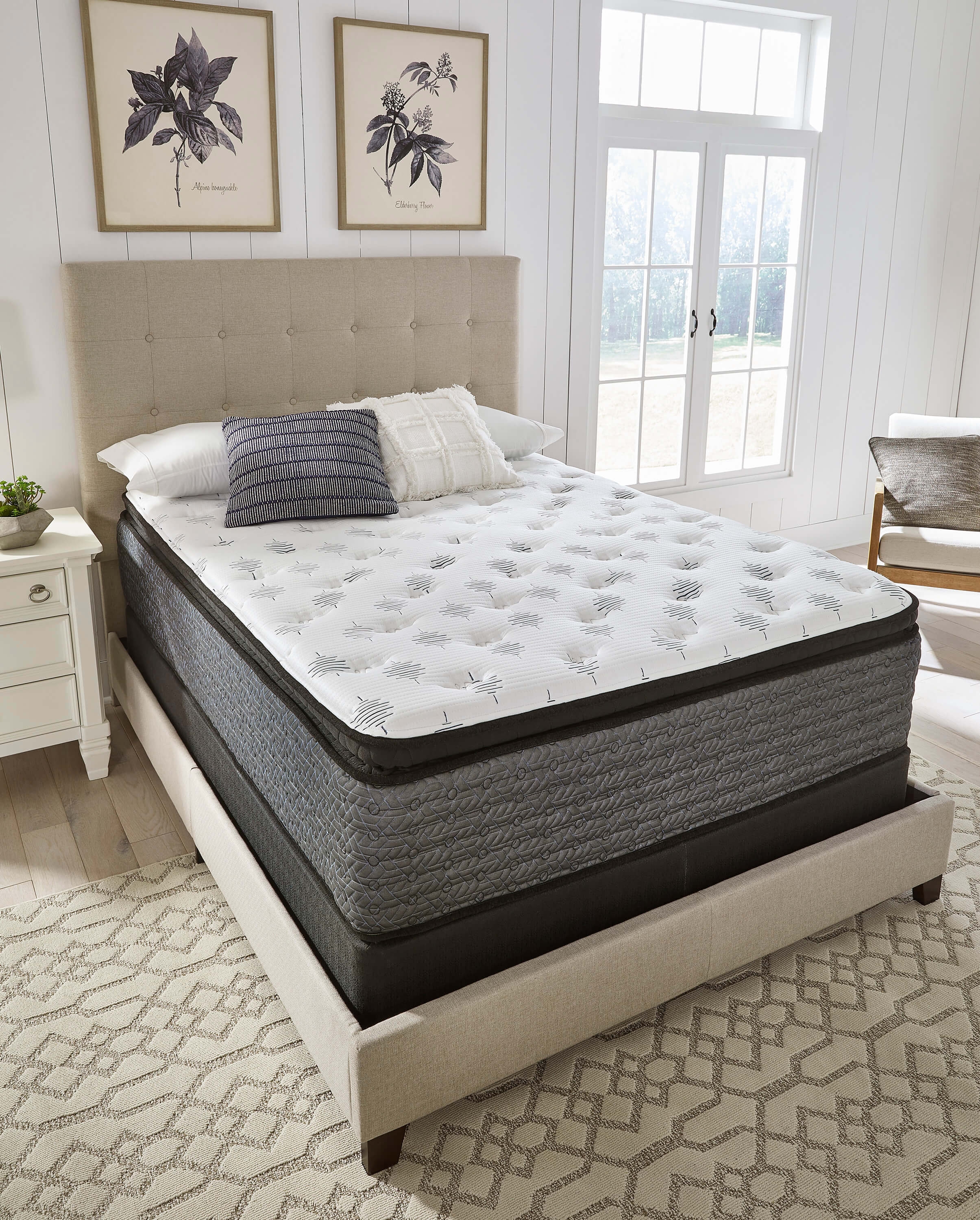 17" Ultra Luxury PT Latex Mattress