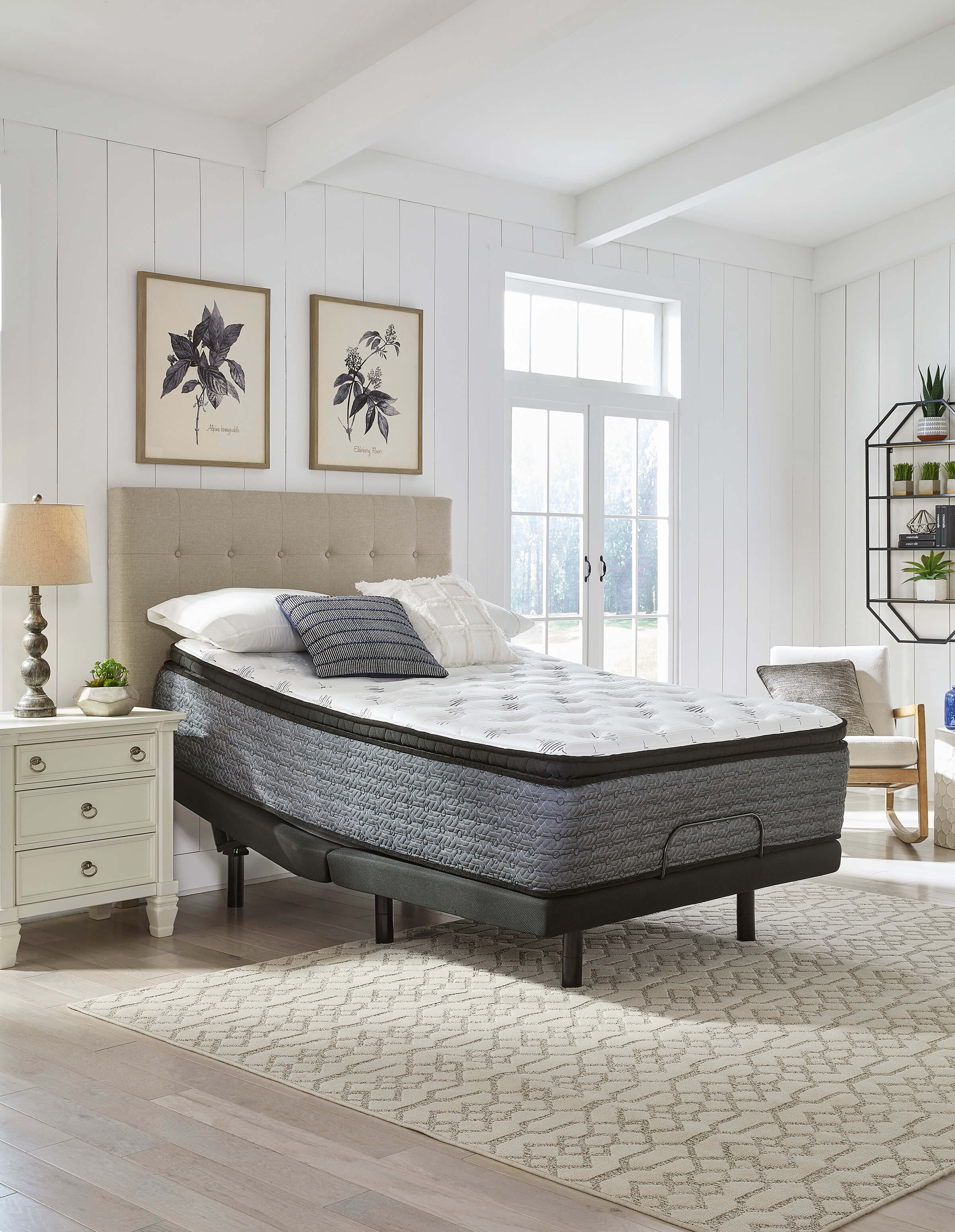 17" Ultra Luxury PT Latex Mattress, King Size