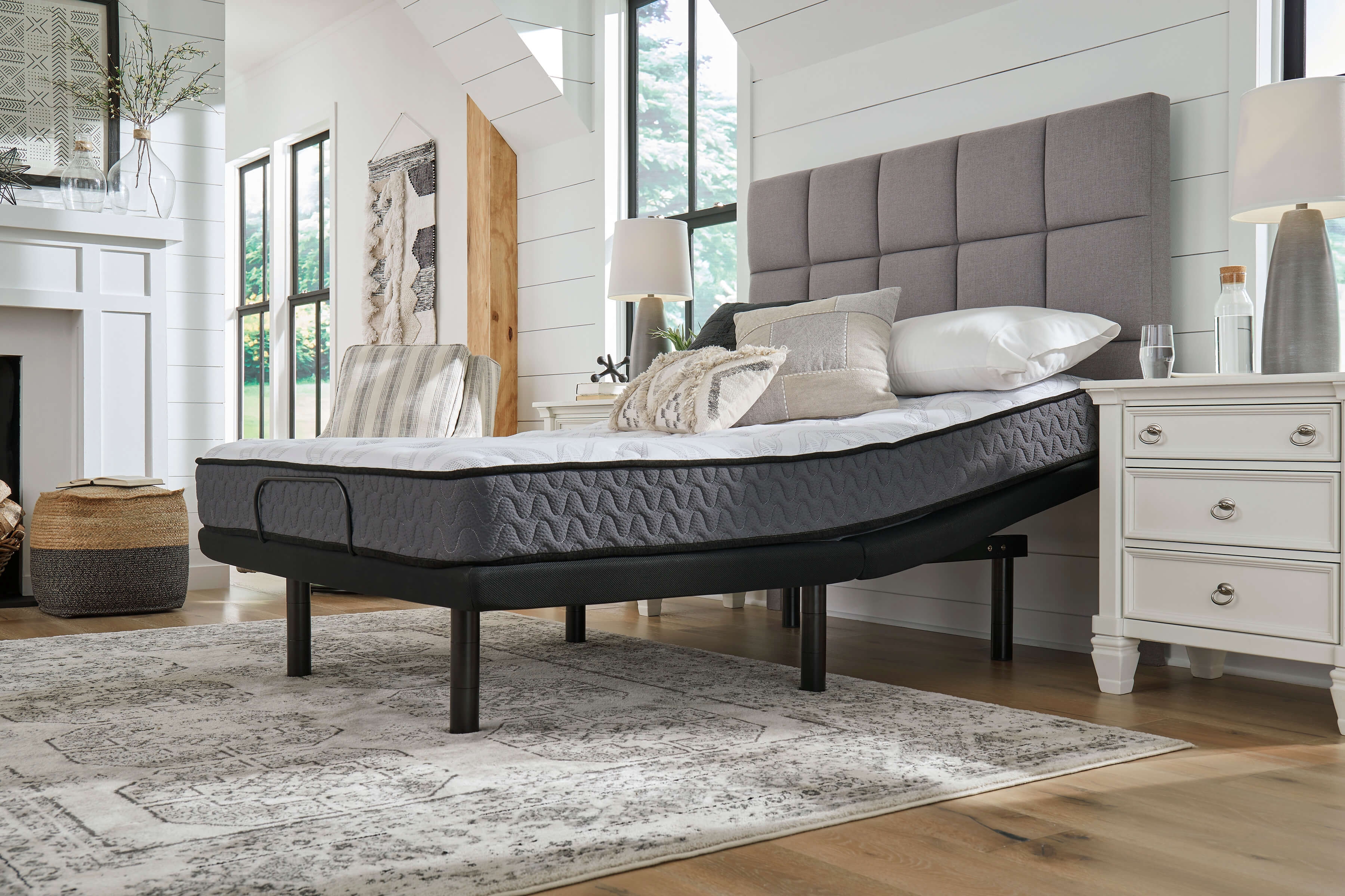 8" Bonnell Hybrid Mattress, King Size