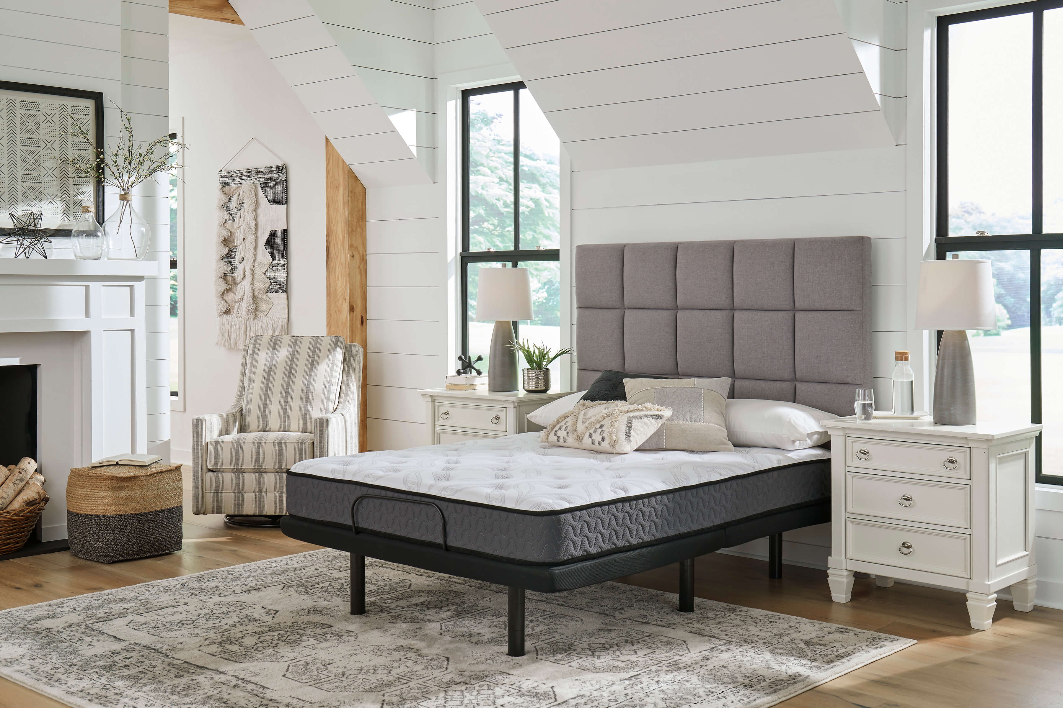 8" Bonnell Hybrid Mattress, California King Size