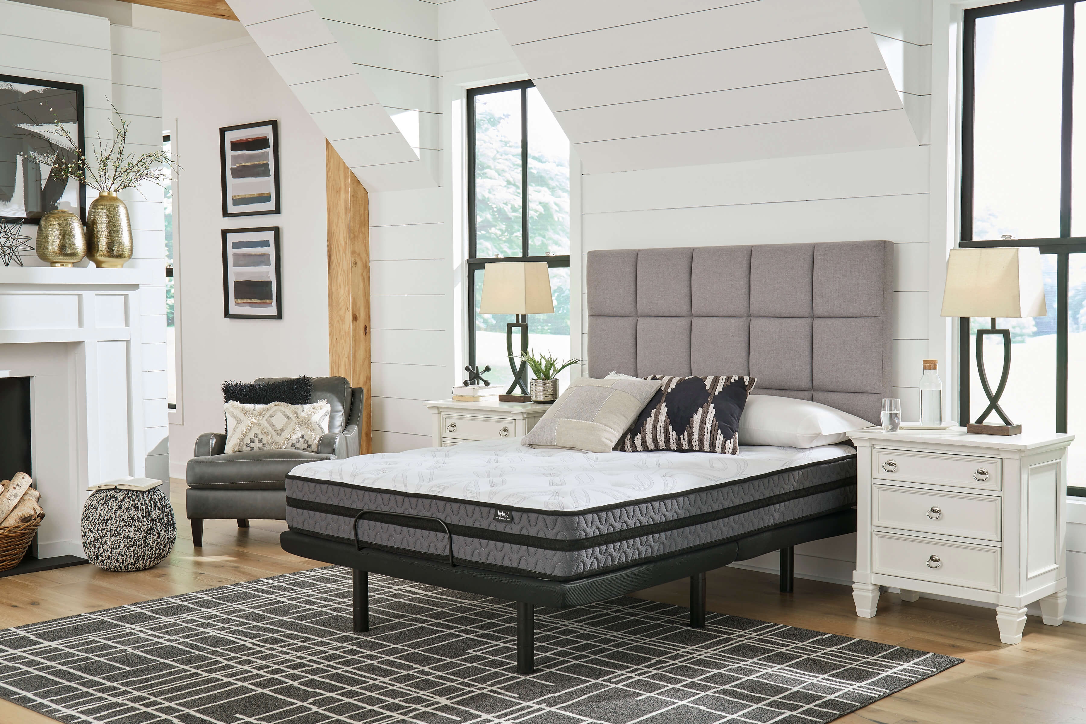 10" Pocketed Hybrid Memory Foam Mattress, Queen Size