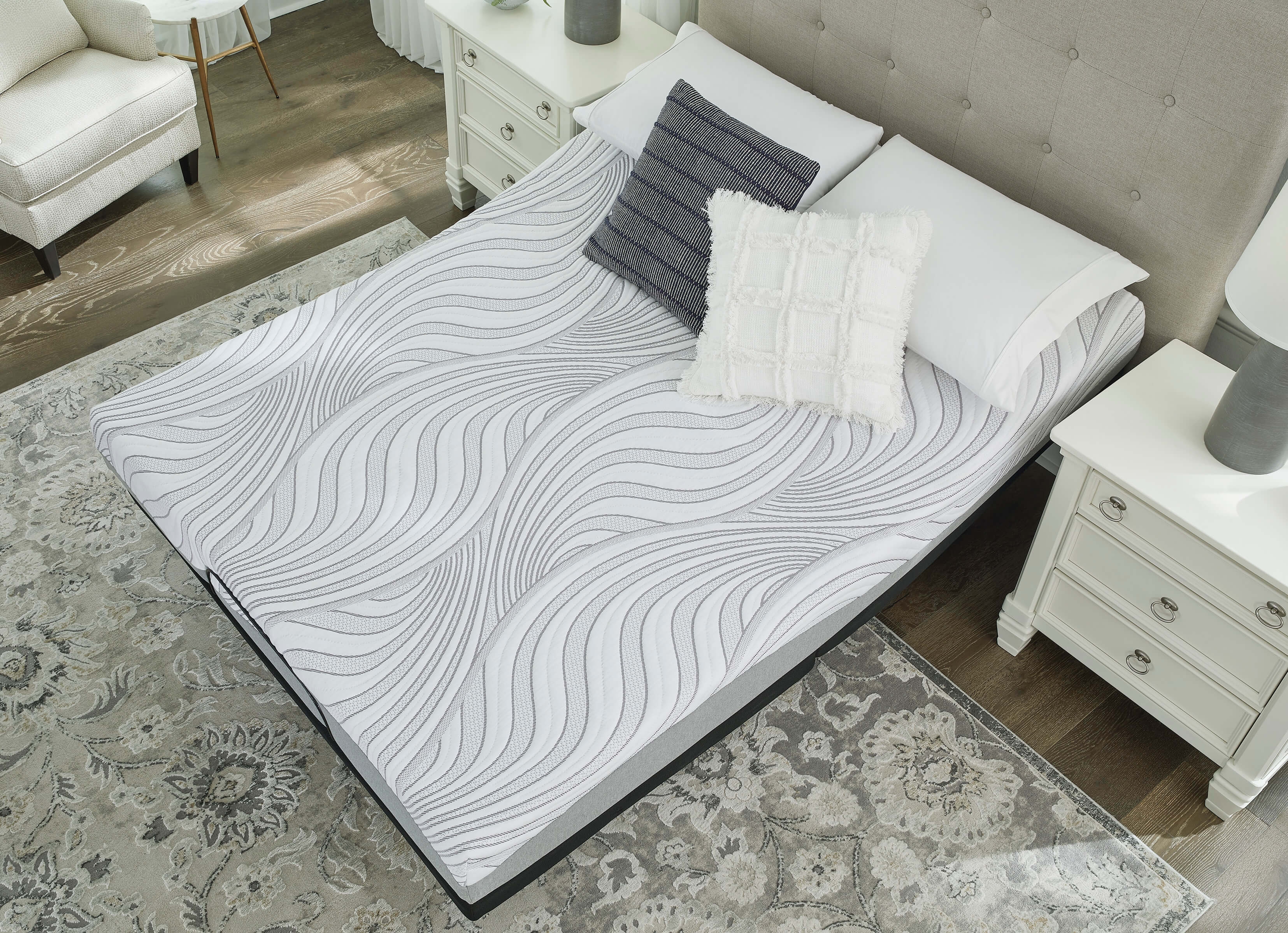 8" Memory Foam Mattress, Queen Size
