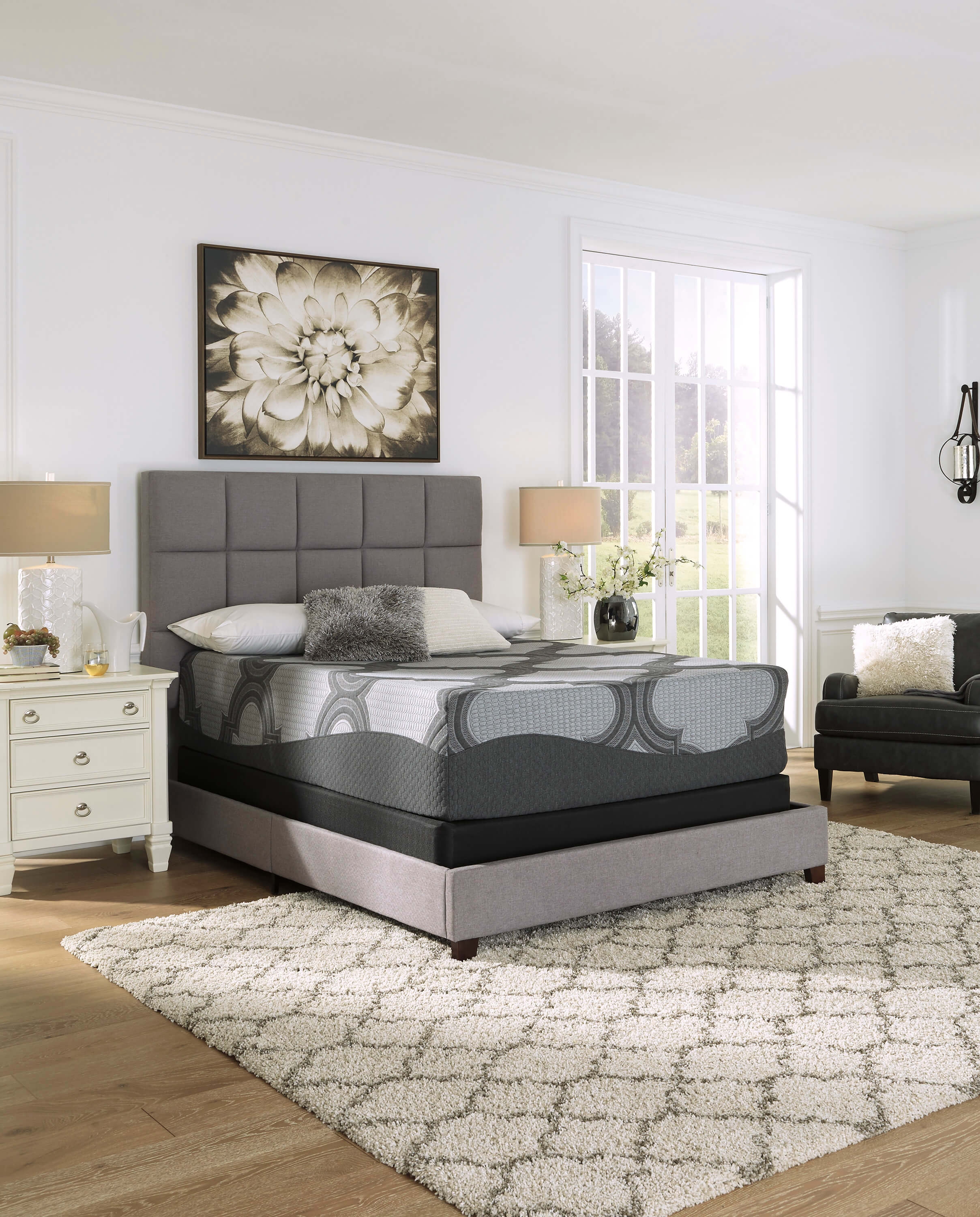 14" Ashley Hybrid Memory Foam Mattress, King Size
