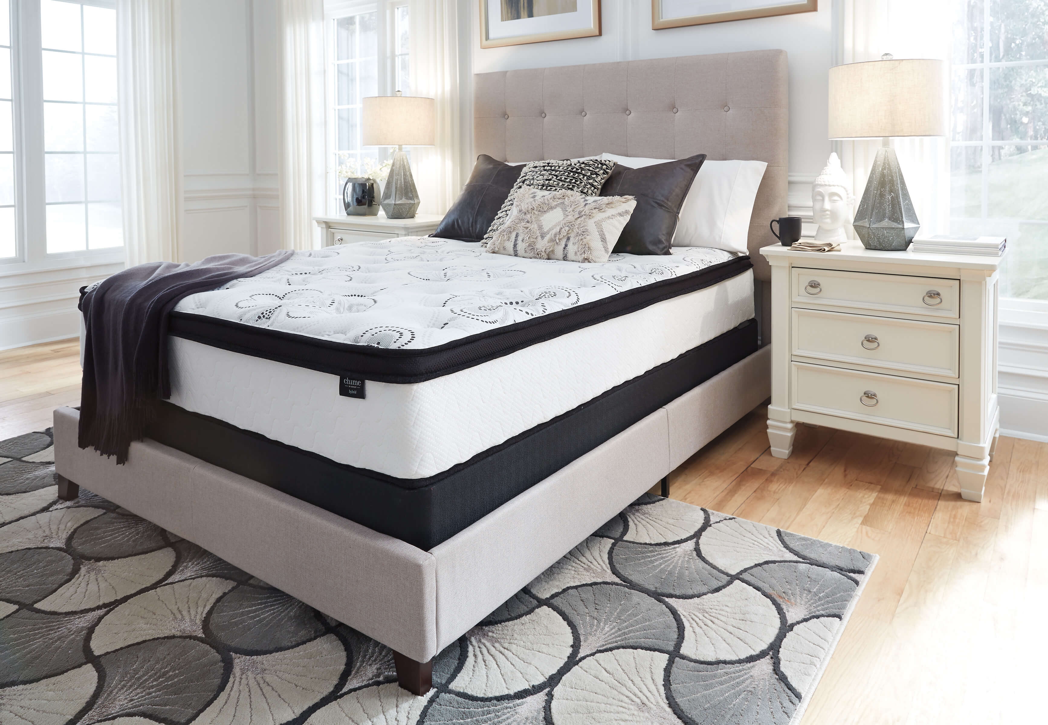 12" Chime Hybrid Memory Foam Mattress, Queen Size