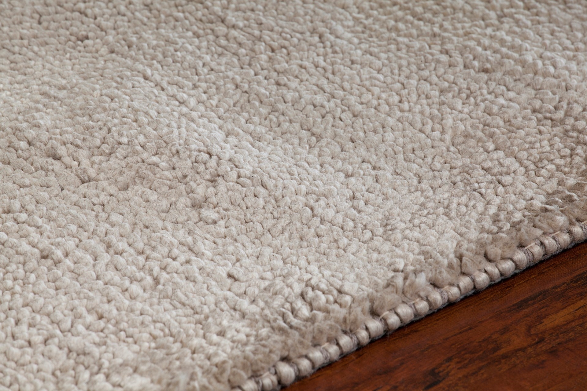 Mae Wool/Viscose Rectangular Handmade Rug, 9' x 13'
