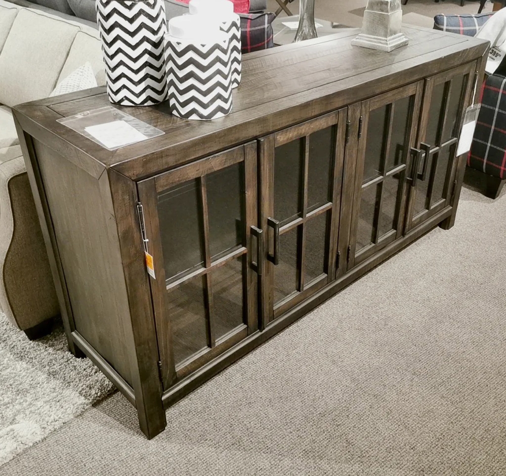 SM Bellamy Wood Extendable Dining Room Set