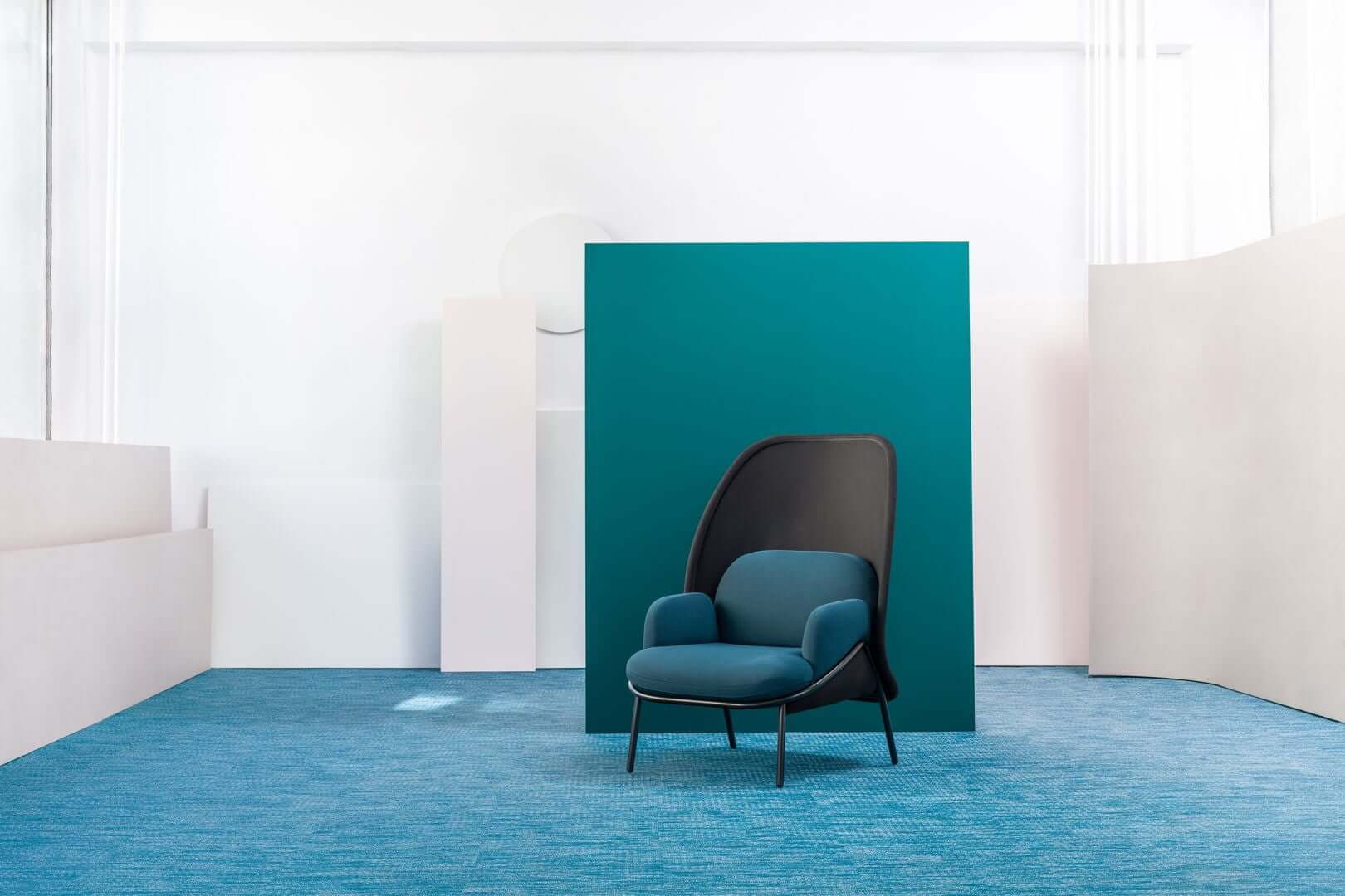 Mesh Medium Back Lounge Chair