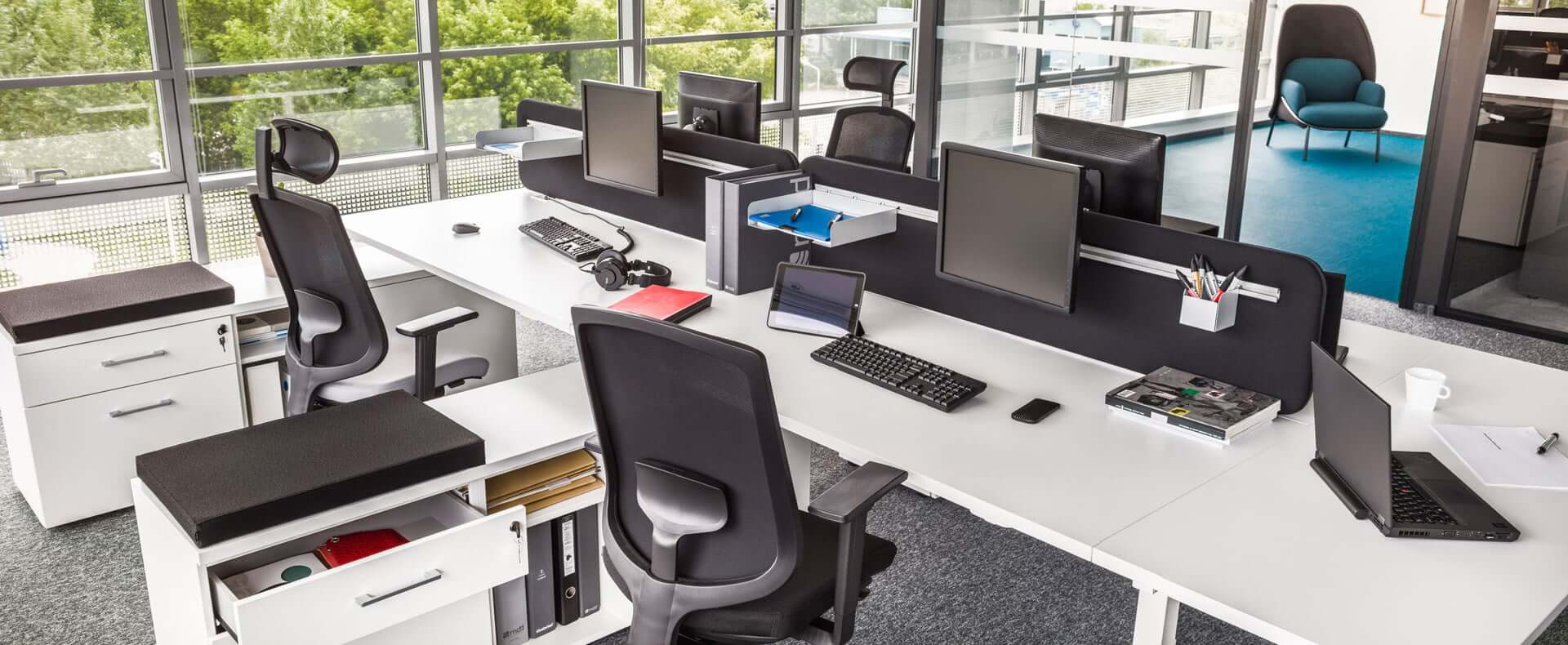 YAN_C MFC Top Office 2-Desk Bench w/Managerial Side Storage