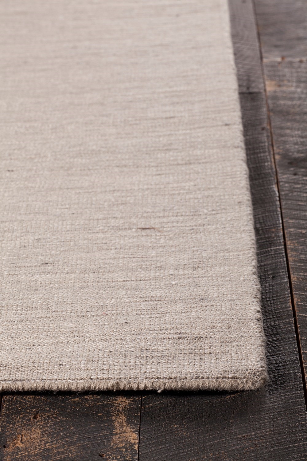 Medona Wool/Polyester Rectangular Handmade Rug, 7'9" x 10'6"